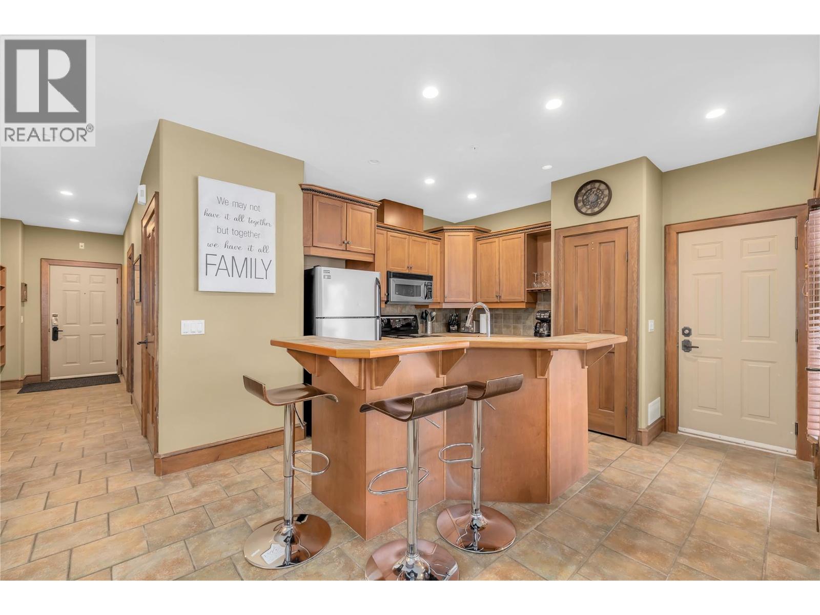 5075 Snowbird Way Unit# 6b, Big White, British Columbia  V1P 1P3 - Photo 2 - 10399428