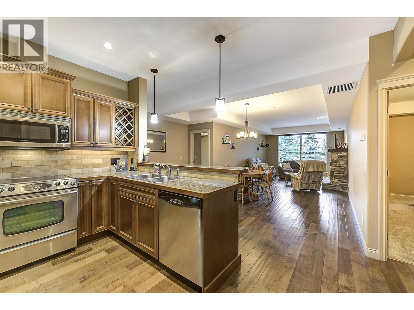 2760 Auburn Road Unit# 101, West Kelowna, British Columbia  V4T 4C2 - Photo 4 - 10399329