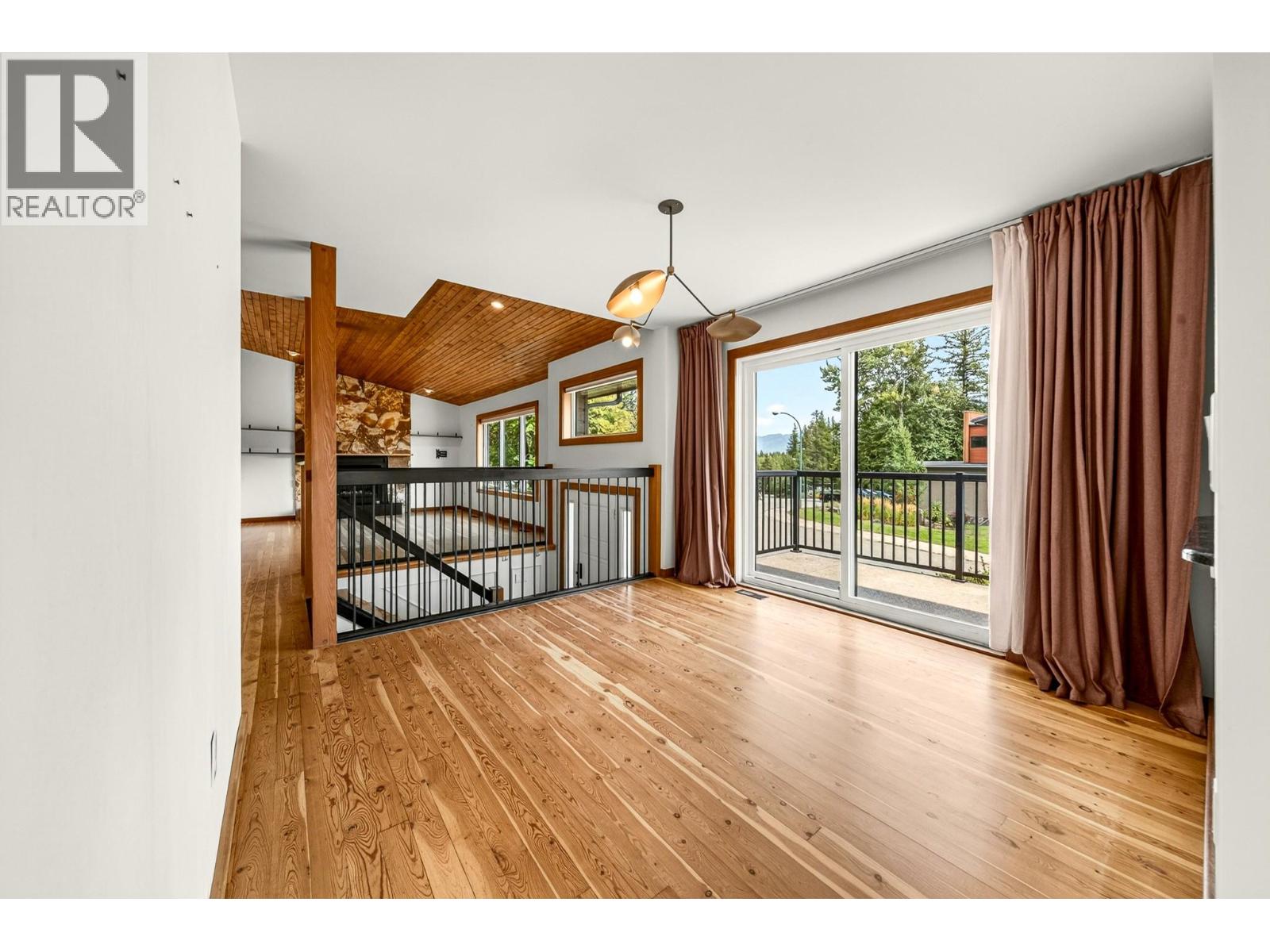17 Parkland Drive, Fernie, British Columbia  V0B 1M5 - Photo 13 - 10395997