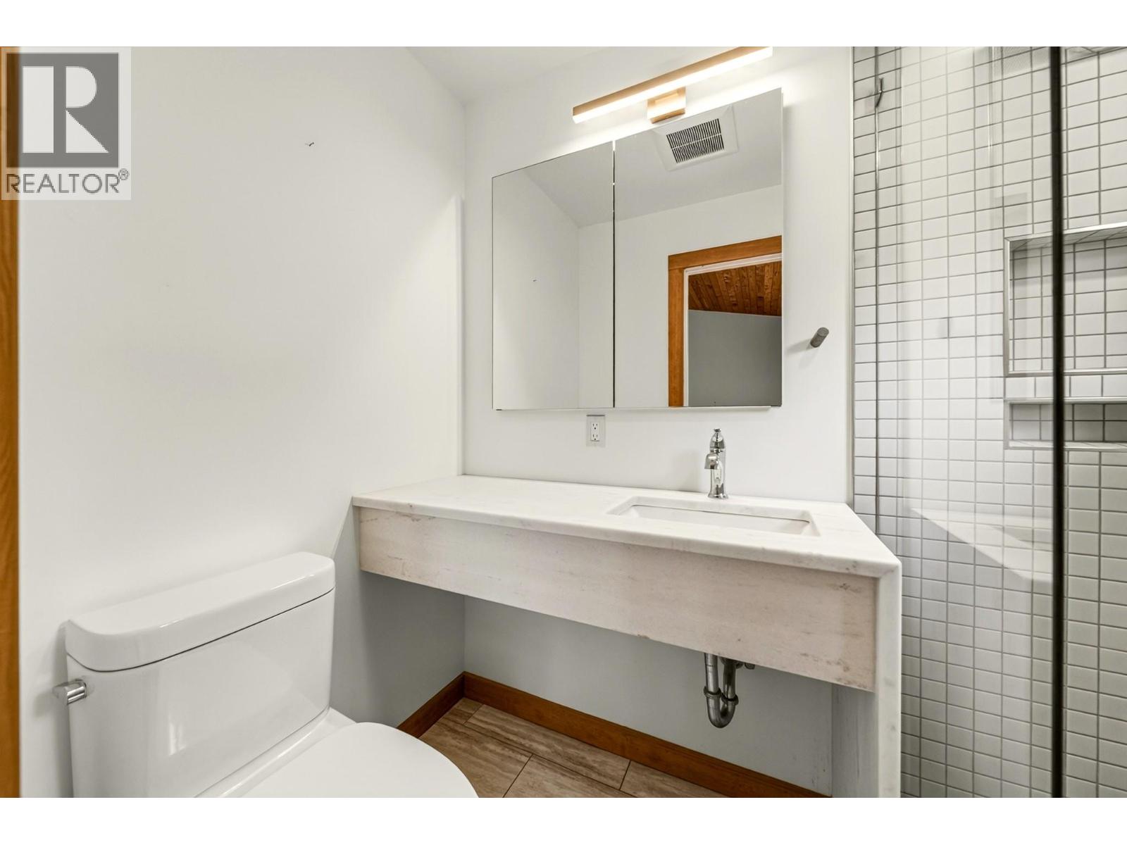 17 Parkland Drive, Fernie, British Columbia  V0B 1M5 - Photo 31 - 10395997