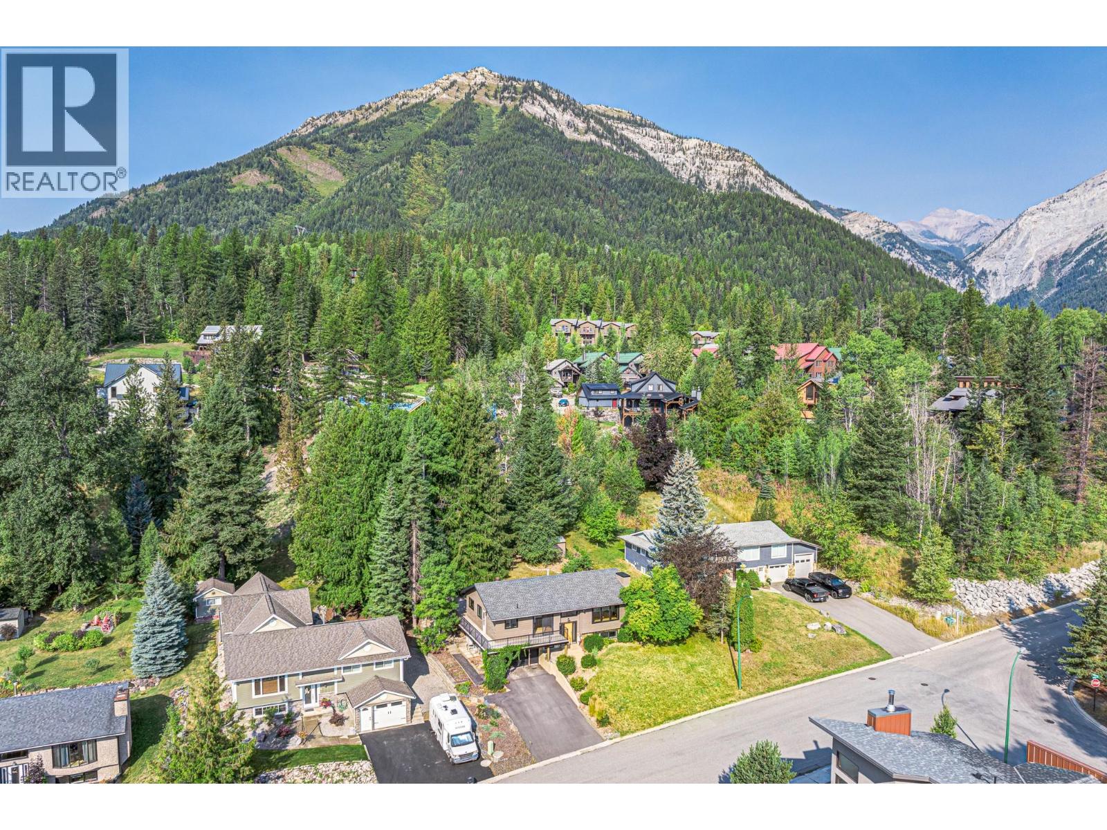 17 Parkland Drive, Fernie, British Columbia  V0B 1M5 - Photo 75 - 10395997