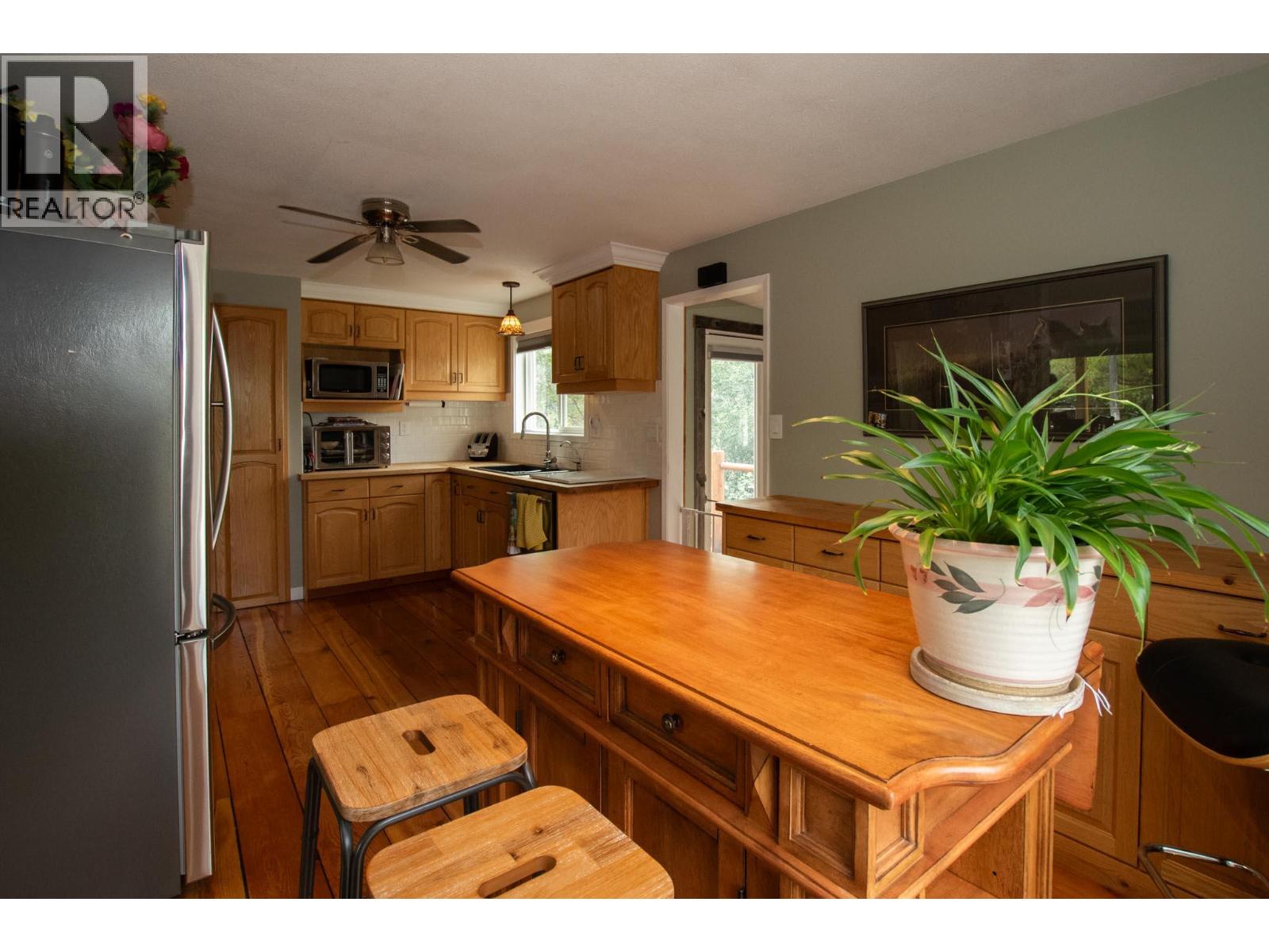 502 Marshall Road, Merritt, British Columbia  V1K 1N5 - Photo 4 - 10399506