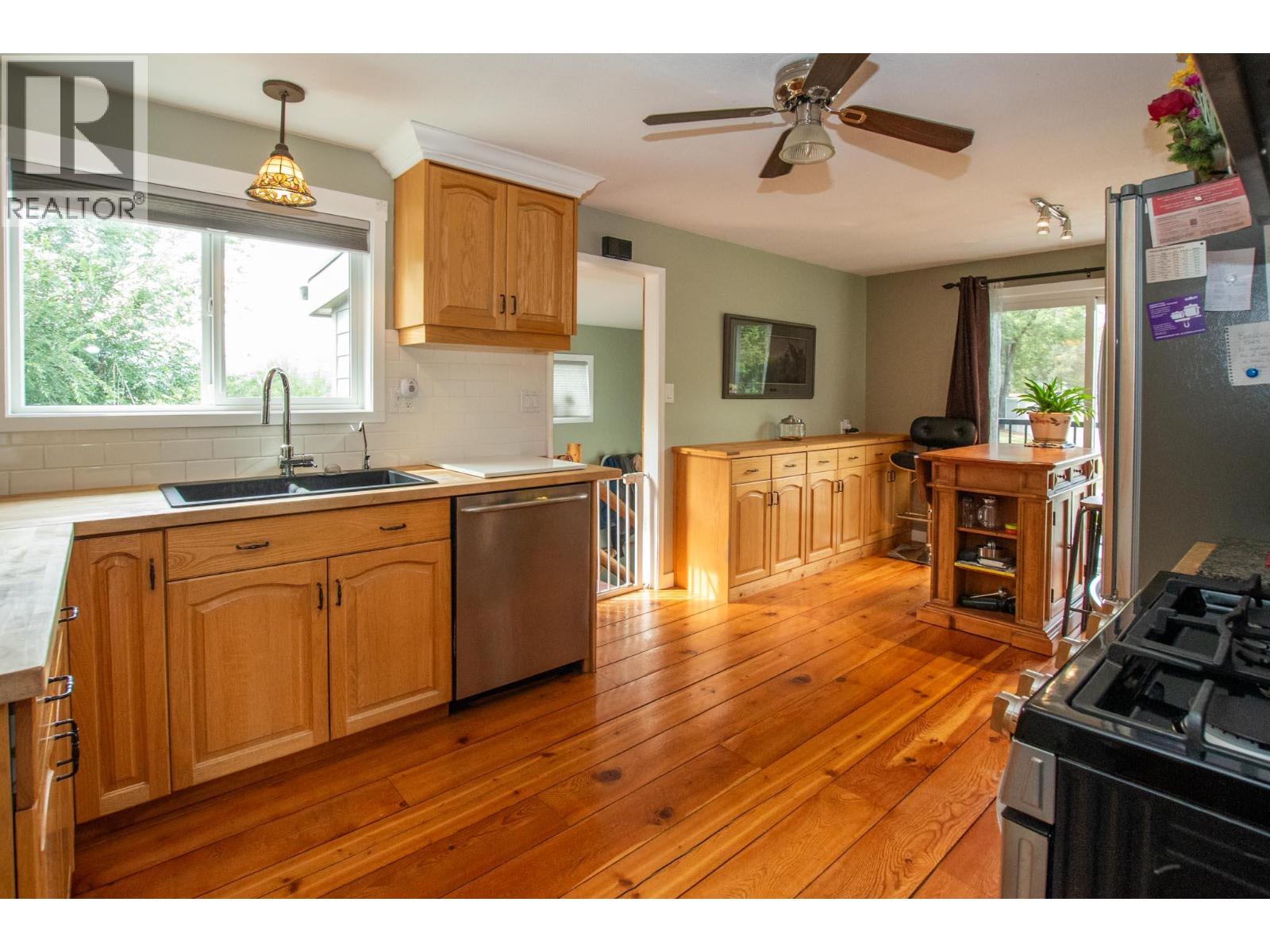 502 Marshall Road, Merritt, British Columbia  V1K 1N5 - Photo 7 - 10399506