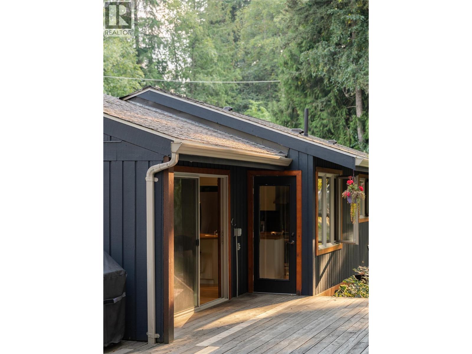 4139 Granger Road, Nelson, British Columbia  V1L 6T1 - Photo 12 - 10399051