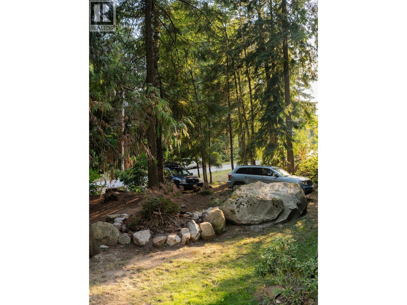 4139 Granger Road, Nelson, British Columbia  V1L 6T1 - Photo 16 - 10399051