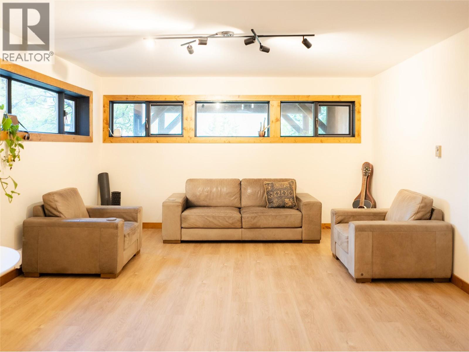 4139 Granger Road, Nelson, British Columbia  V1L 6T1 - Photo 58 - 10399051