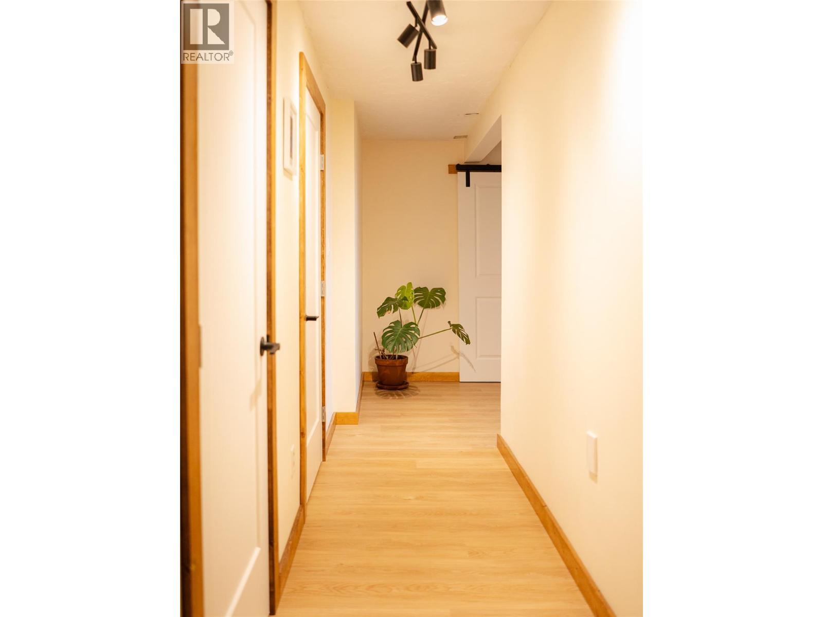 4139 Granger Road, Nelson, British Columbia  V1L 6T1 - Photo 60 - 10399051
