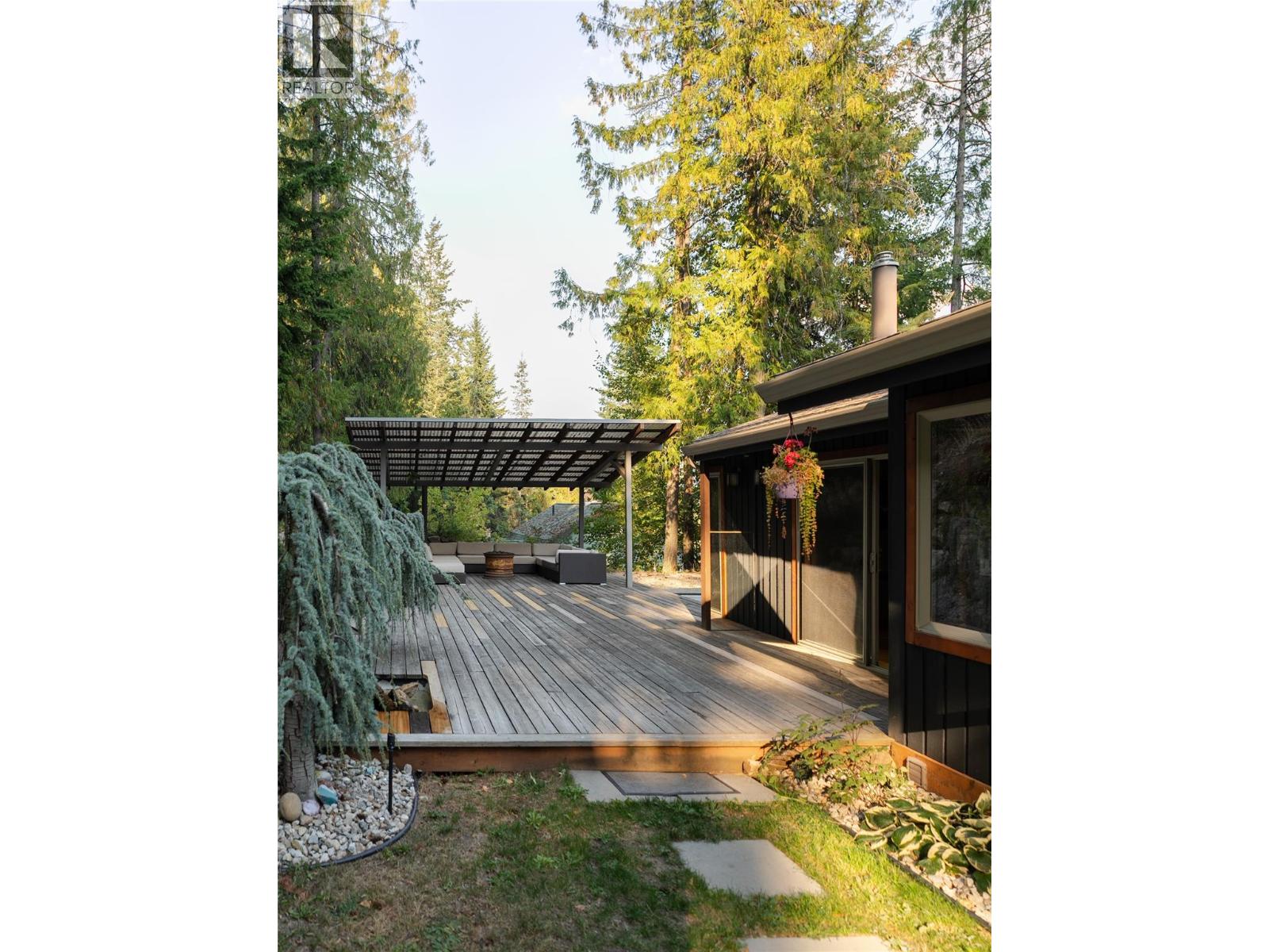 4139 Granger Road, Nelson, British Columbia  V1L 6T1 - Photo 9 - 10399051