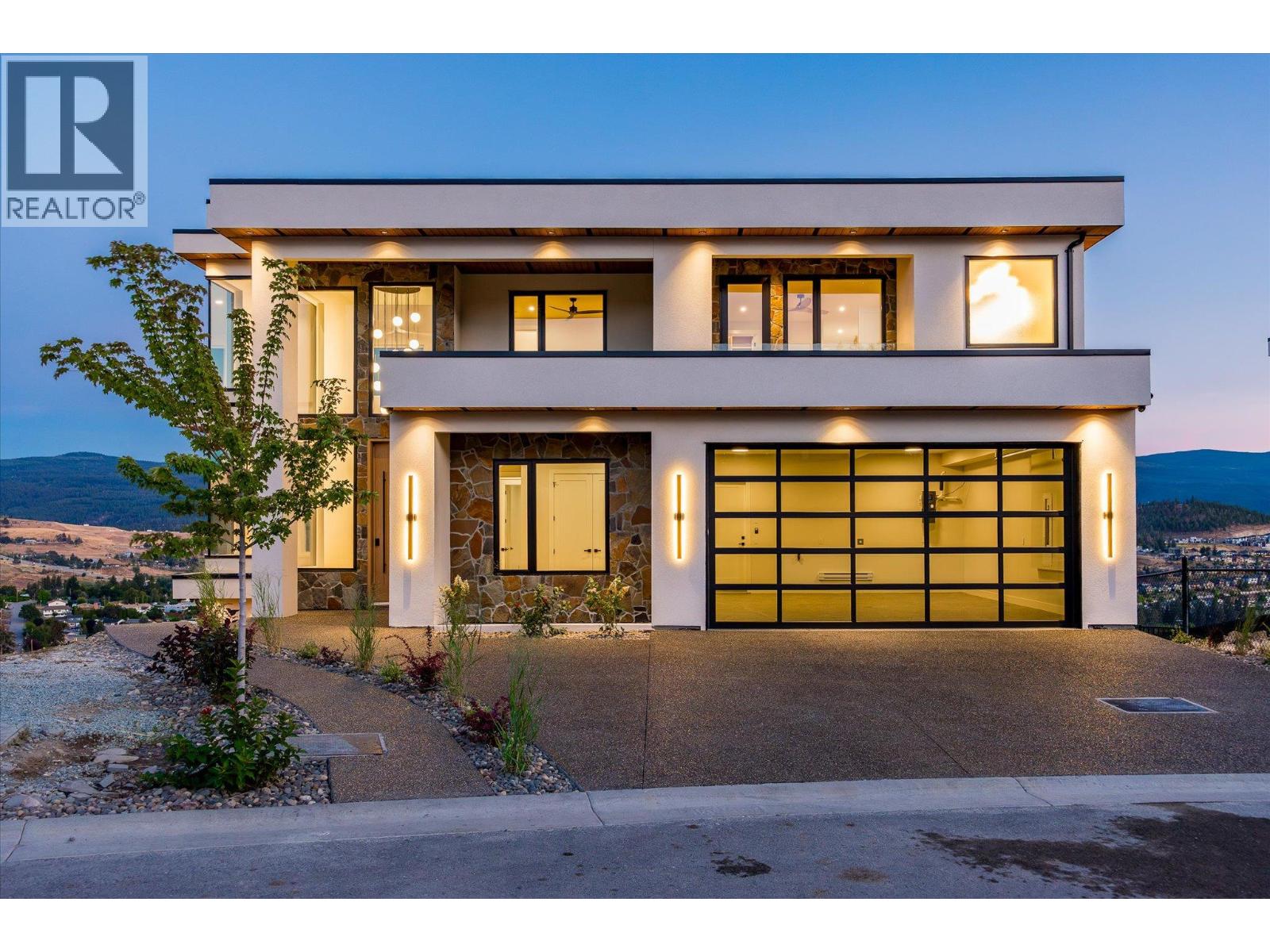 1082 Carnoustie Drive, Kelowna, British Columbia  V1P 0A3 - Photo 1 - 10396284