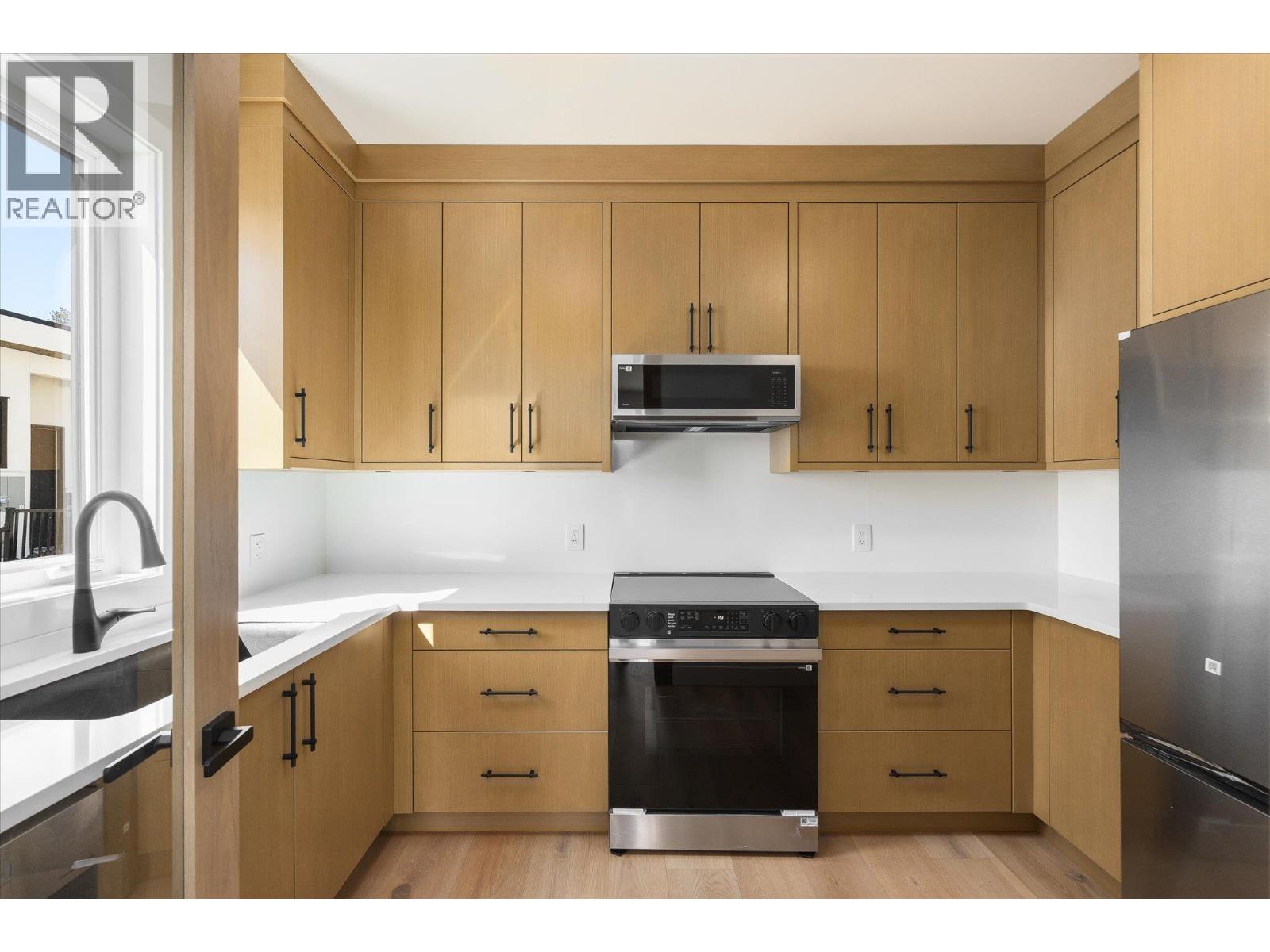 1082 Carnoustie Drive, Kelowna, British Columbia  V1P 0A3 - Photo 13 - 10396284