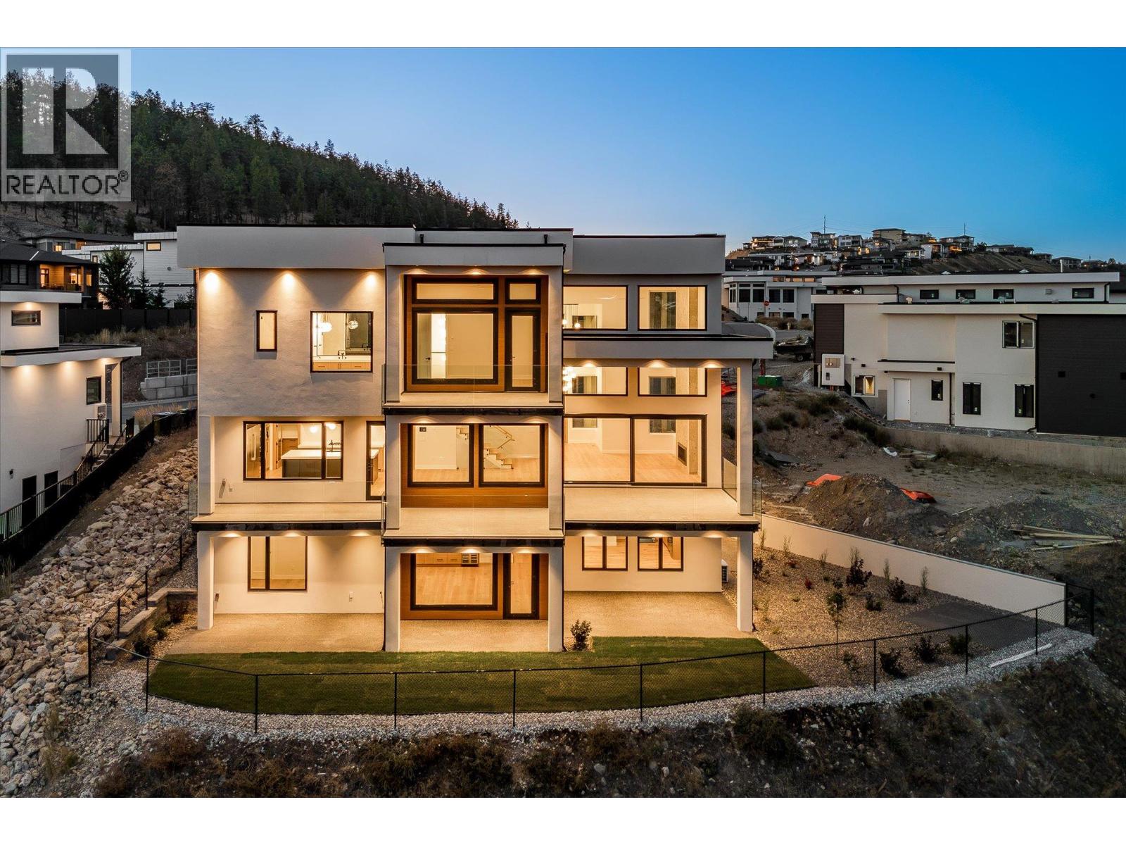 1082 Carnoustie Drive, Kelowna, British Columbia  V1P 0A3 - Photo 56 - 10396284
