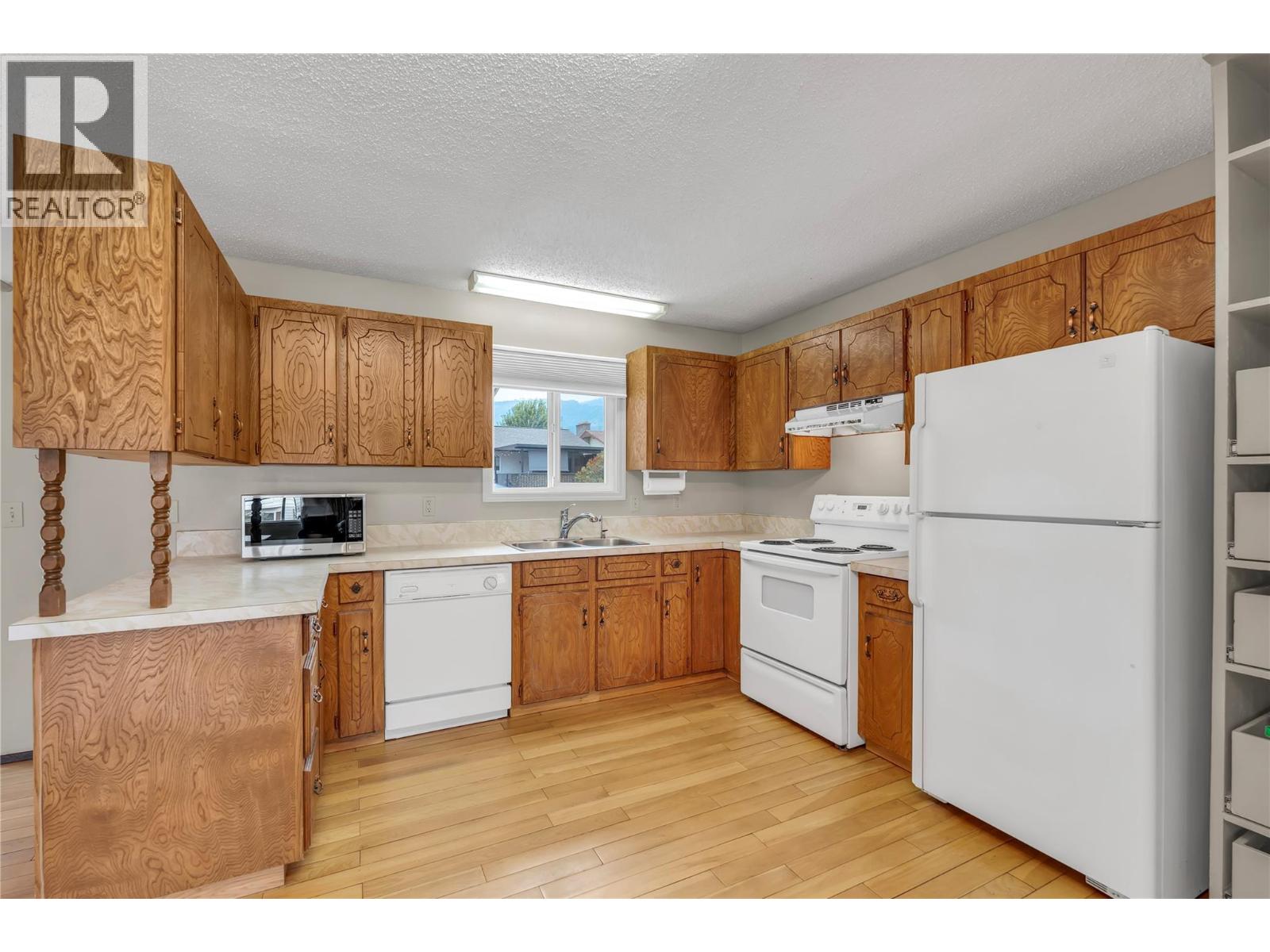137 Murray Drive, Penticton, British Columbia  V2A 6W7 - Photo 13 - 10399504