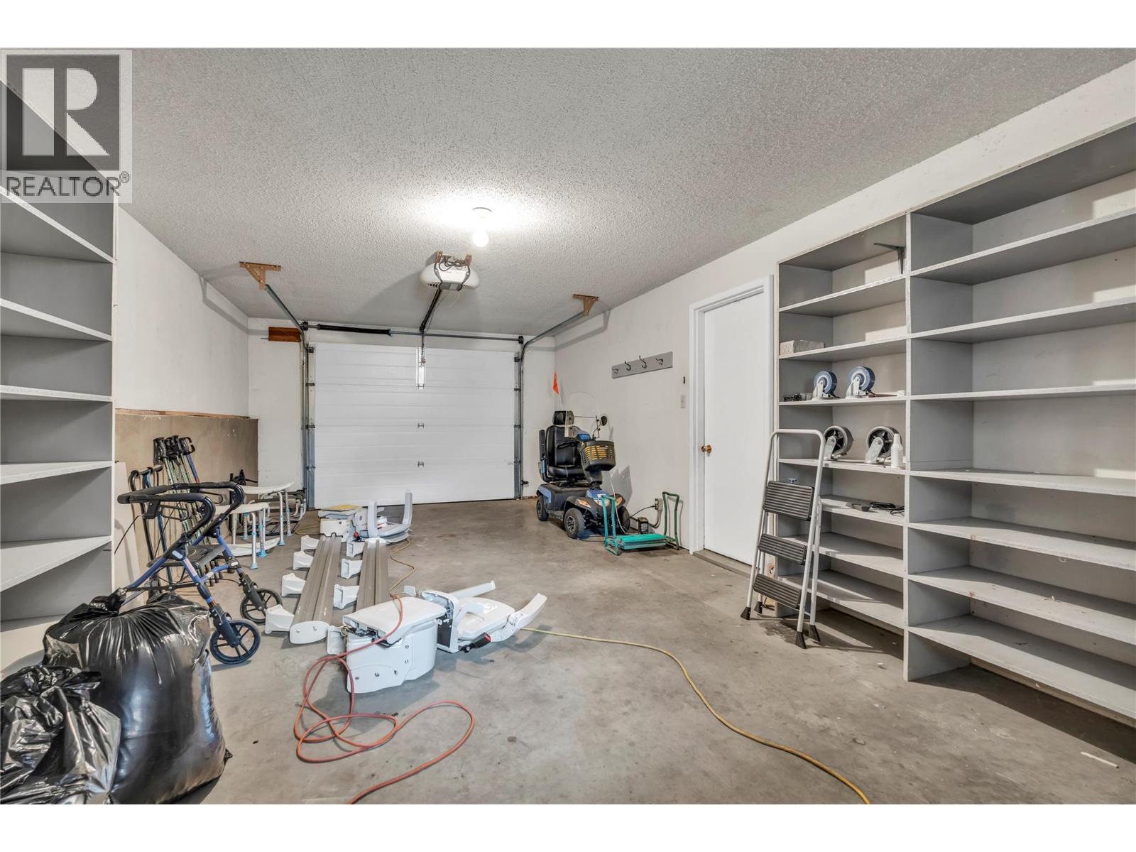 137 Murray Drive, Penticton, British Columbia  V2A 6W7 - Photo 36 - 10399504