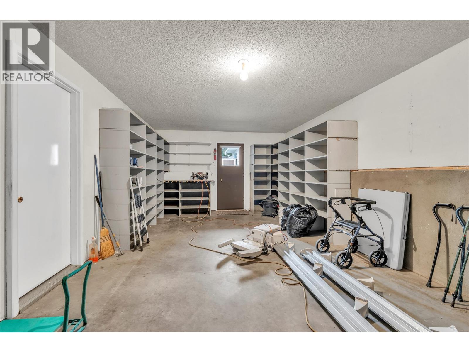 137 Murray Drive, Penticton, British Columbia  V2A 6W7 - Photo 37 - 10399504