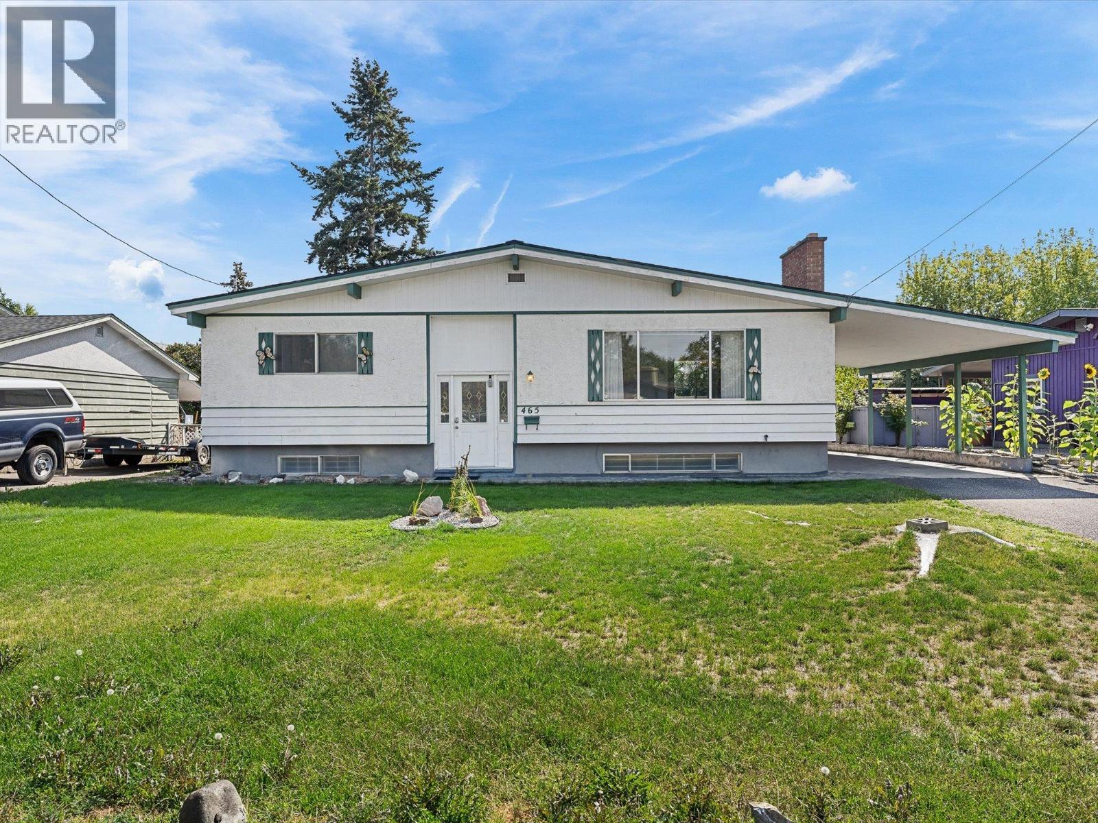 465 Hollydell Road, Kelowna, British Columbia  V1X 1L1 - Photo 1 - 10399461