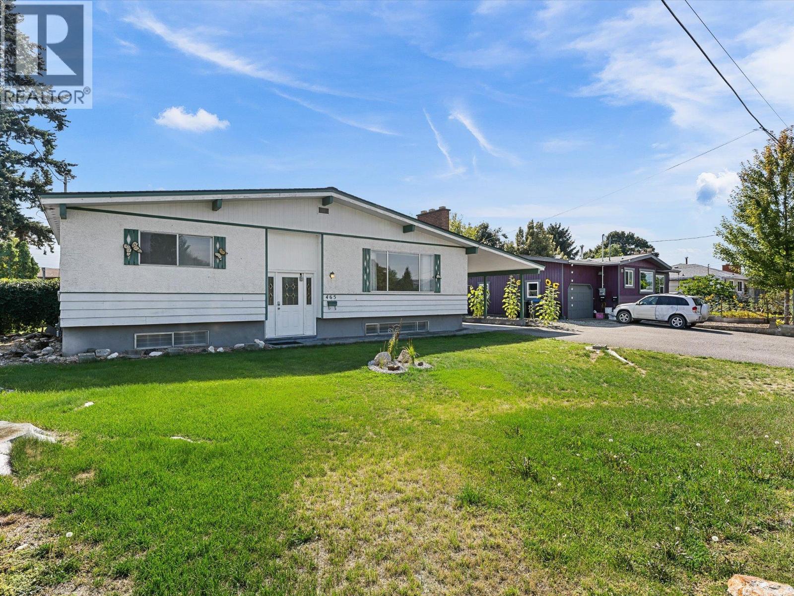 465 Hollydell Road, Kelowna, British Columbia  V1X 1L1 - Photo 2 - 10399461