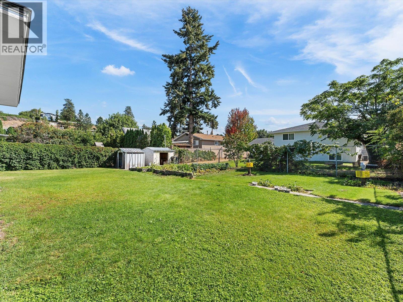 465 Hollydell Road, Kelowna, British Columbia  V1X 1L1 - Photo 31 - 10399461