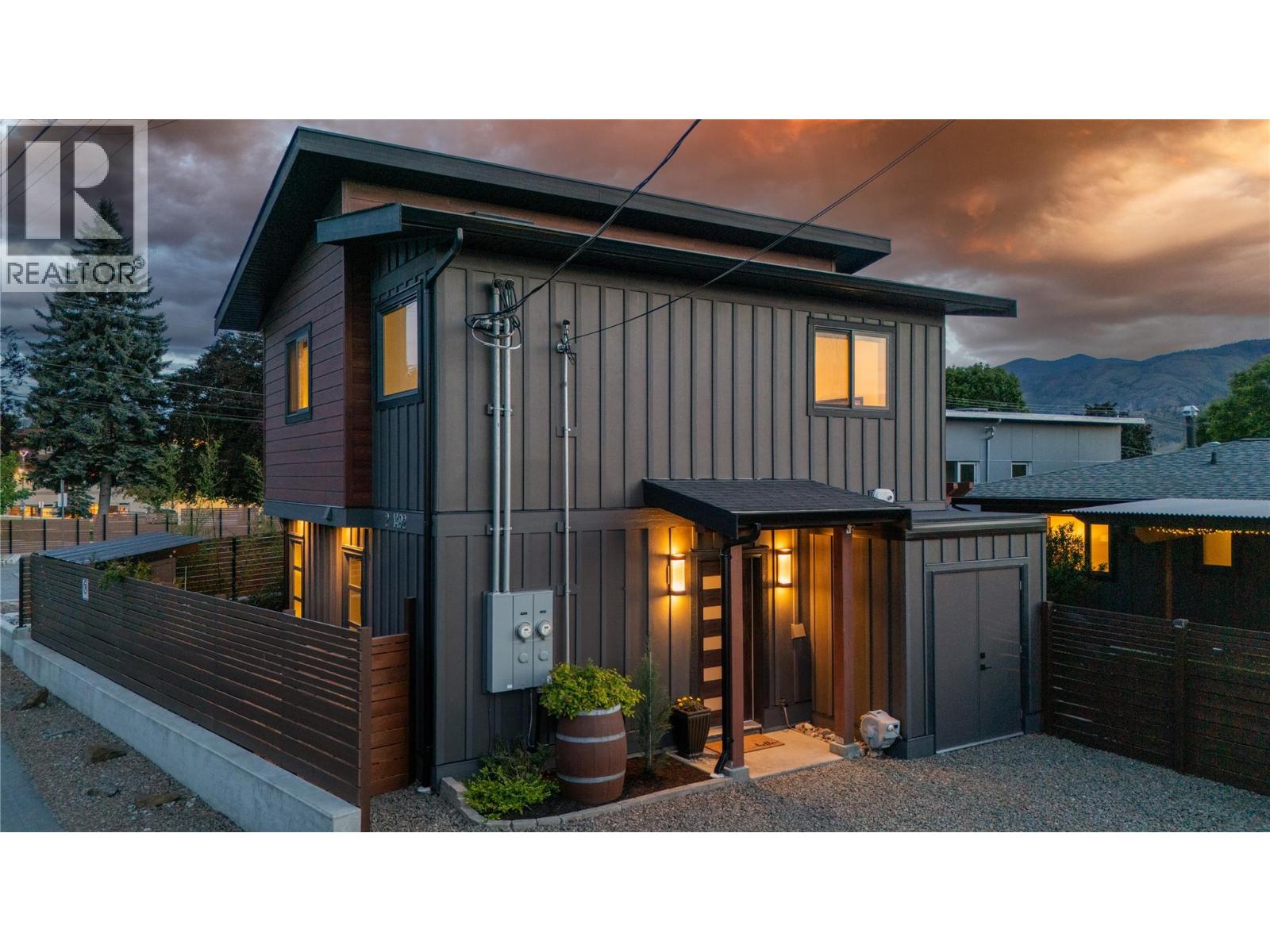 1492 Leir Street, Penticton, British Columbia  V2A 4Z5 - Photo 4 - 10399322
