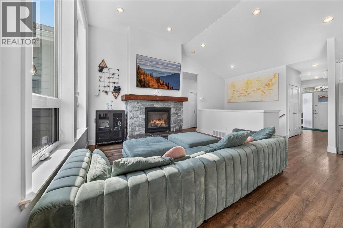 1878 Foxwood Trail, Windermere, British Columbia  V0B 2L2 - Photo 14 - 10399336