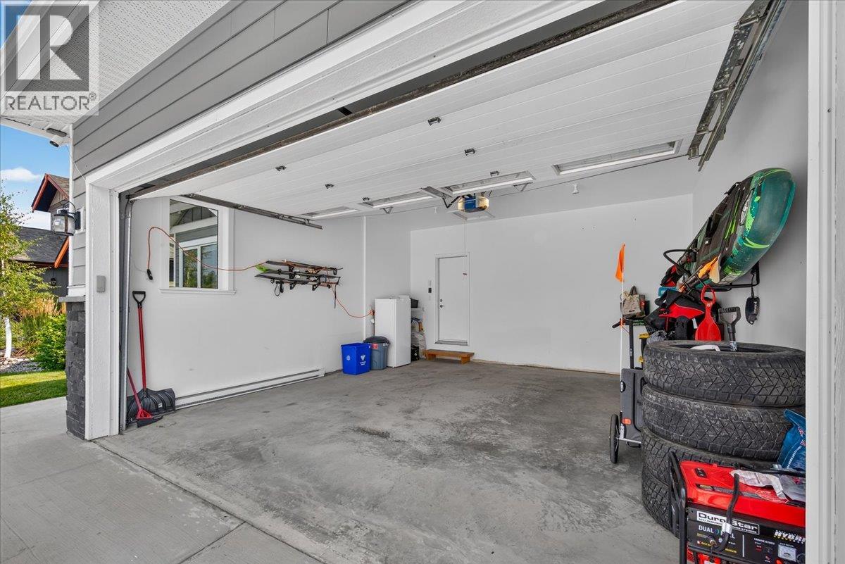 1878 Foxwood Trail, Windermere, British Columbia  V0B 2L2 - Photo 37 - 10399336