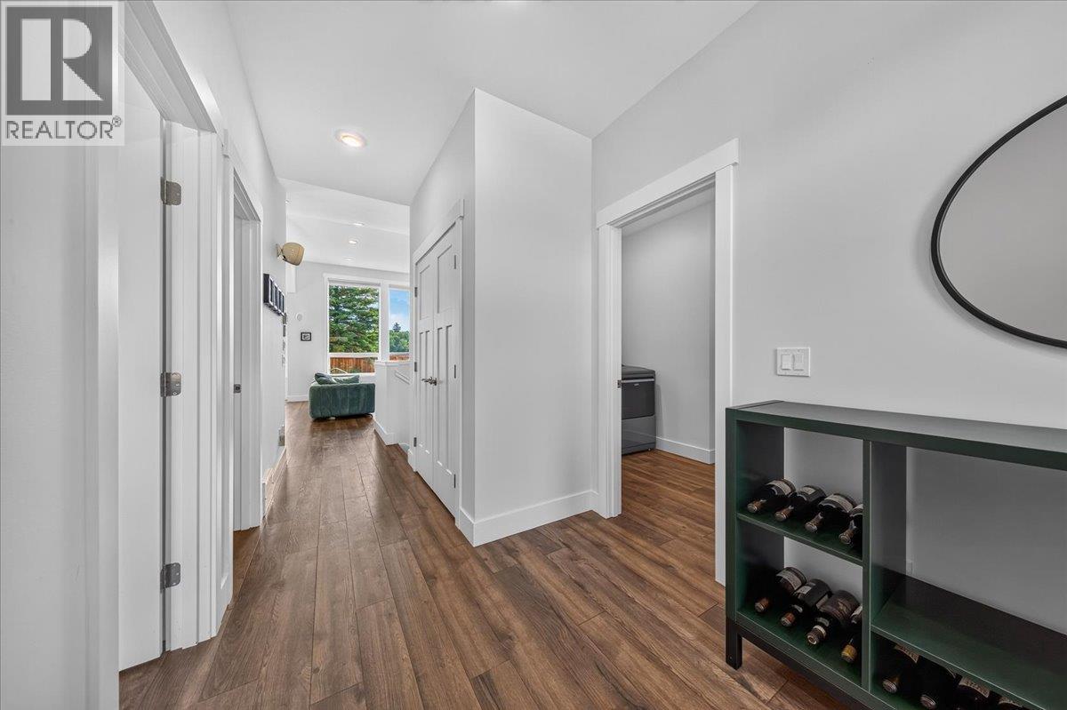 1878 Foxwood Trail, Windermere, British Columbia  V0B 2L2 - Photo 5 - 10399336
