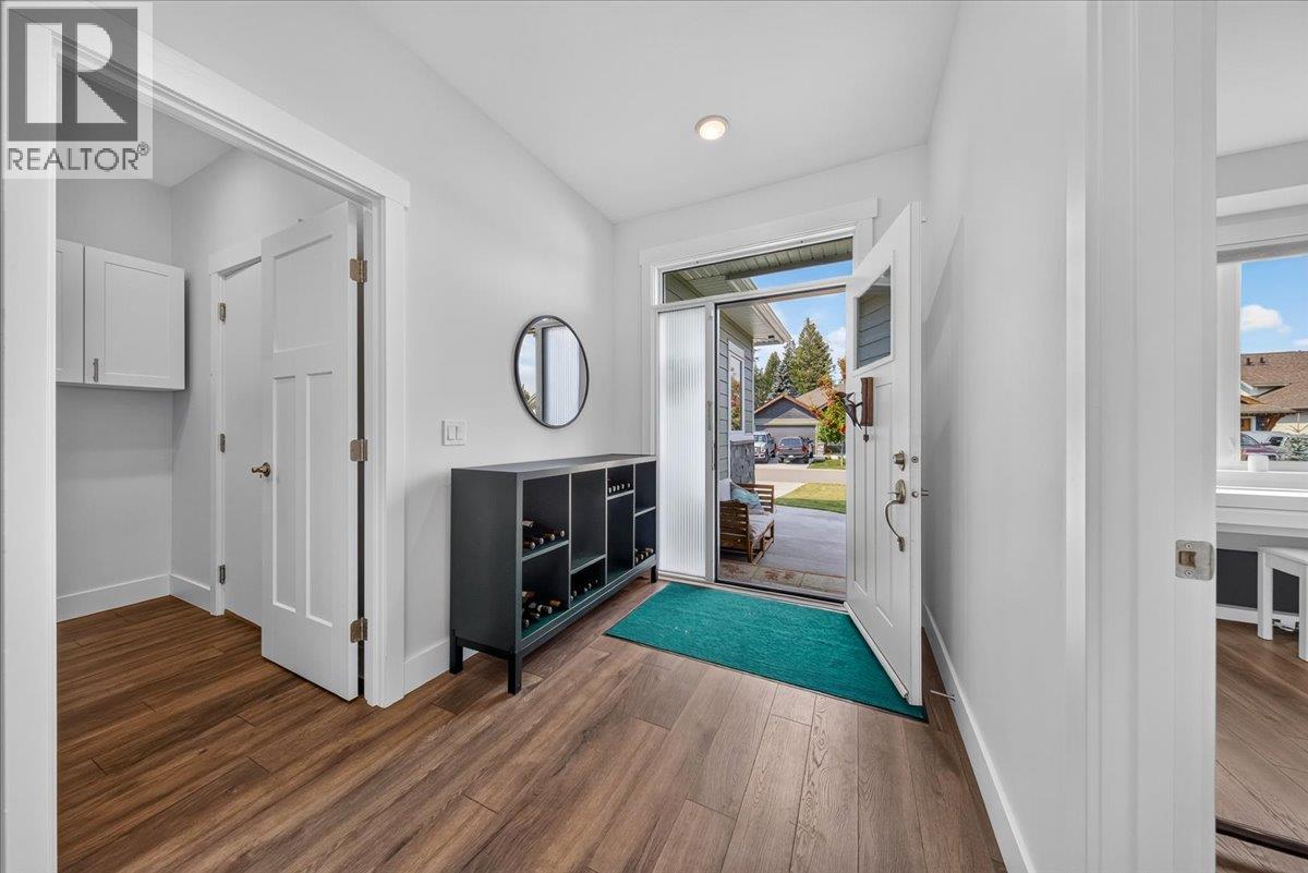 1878 Foxwood Trail, Windermere, British Columbia  V0B 2L2 - Photo 6 - 10399336