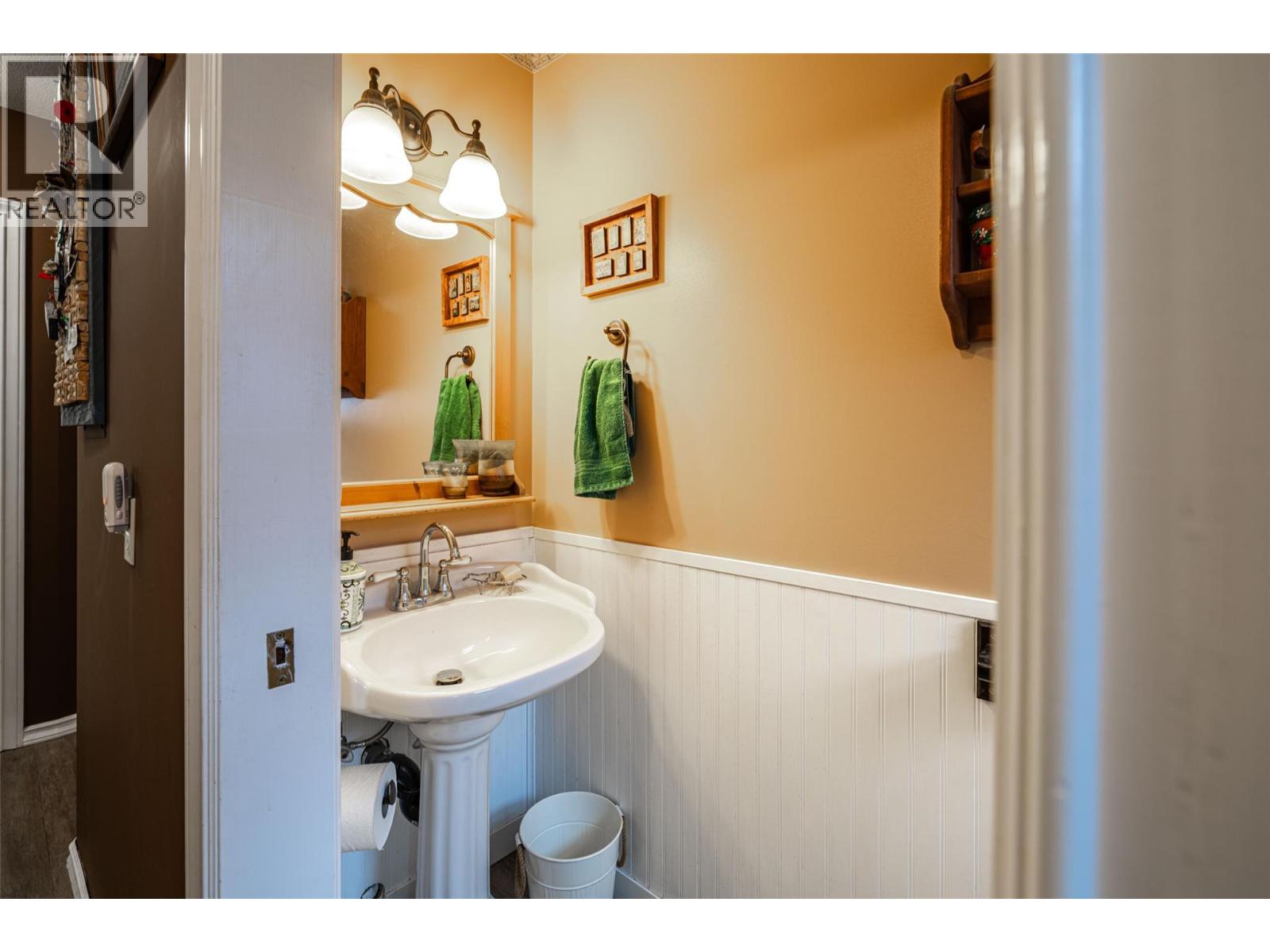13071 Trewhitt Road E, Lake Country, British Columbia  V4V 2B1 - Photo 37 - 10399532