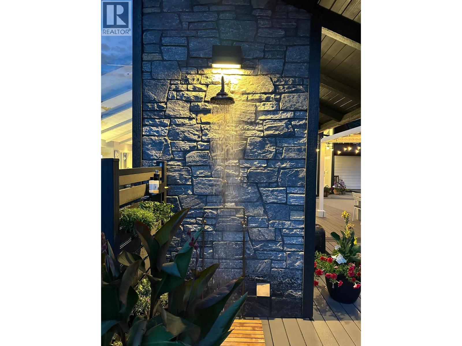 6474 Sierra Drive, Kelowna, British Columbia  V1P 1A4 - Photo 26 - 10398605
