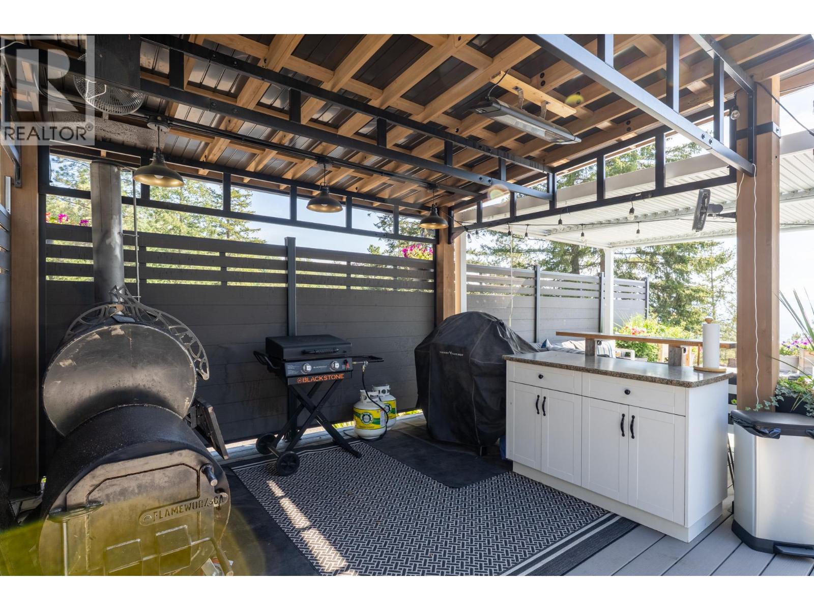 6474 Sierra Drive, Kelowna, British Columbia  V1P 1A4 - Photo 38 - 10398605