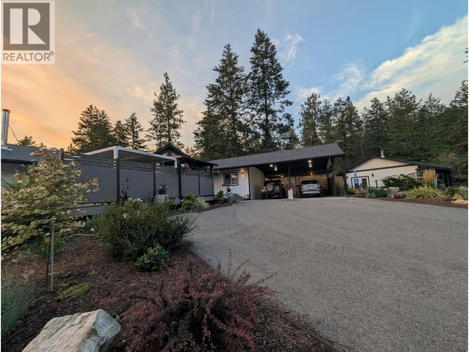 6474 Sierra Drive, Kelowna, British Columbia  V1P 1A4 - Photo 57 - 10398605