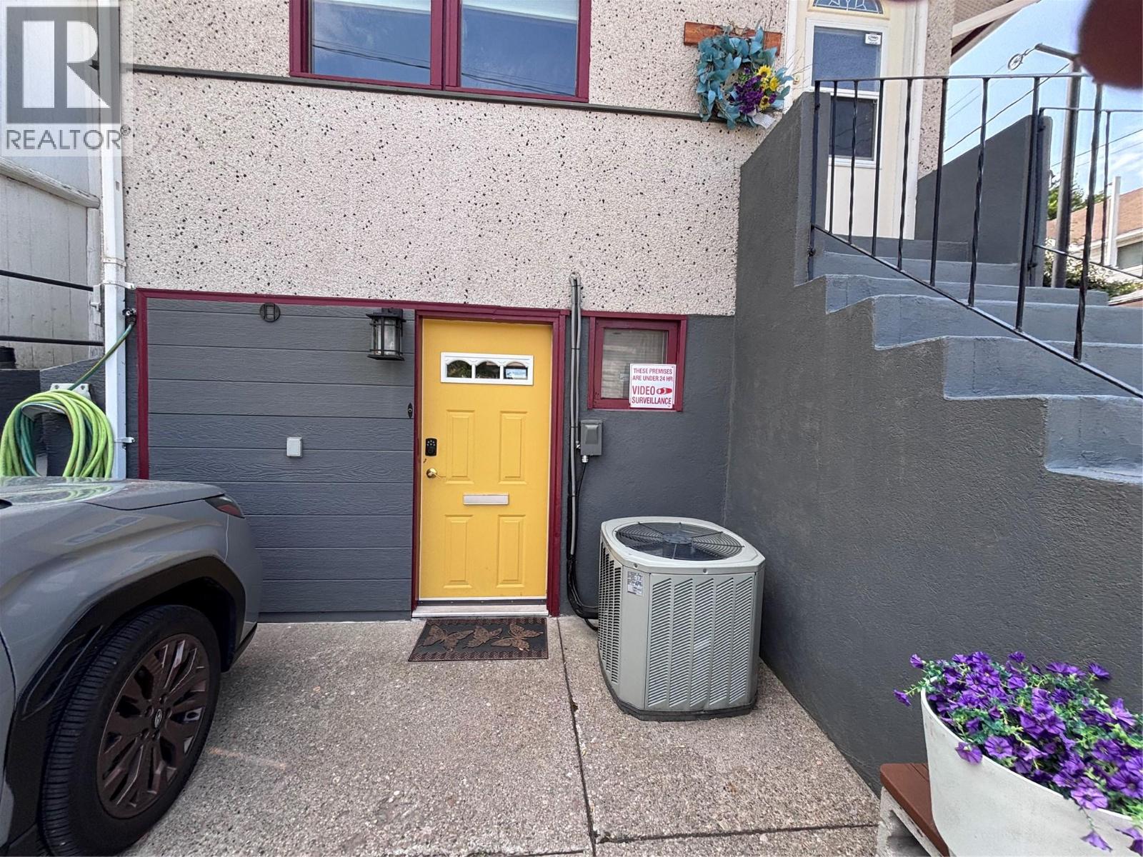 1280 Green Avenue, Trail, British Columbia  V1R 4K1 - Photo 5 - 10330192