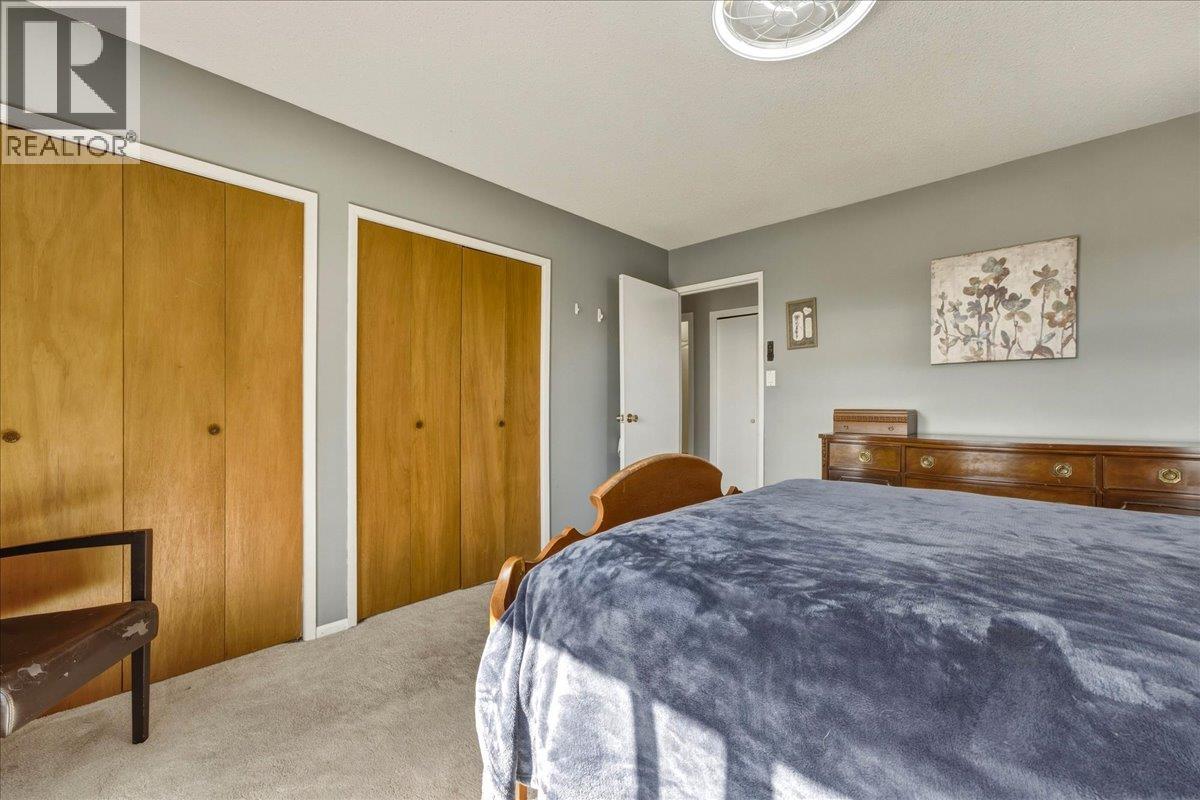 8404 Lakeview Drive, Coldstream, British Columbia  V1B 1W3 - Photo 21 - 10399482