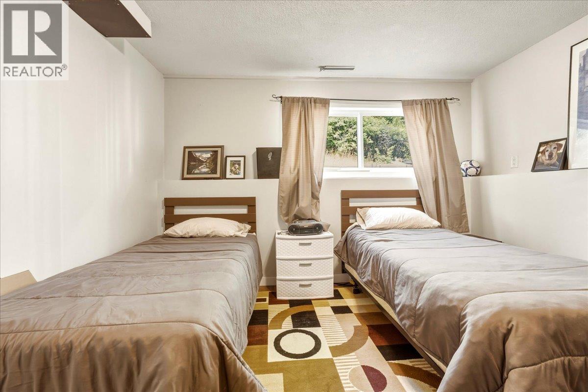 8404 Lakeview Drive, Coldstream, British Columbia  V1B 1W3 - Photo 26 - 10399482
