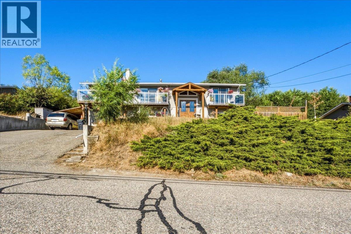 8404 Lakeview Drive, Coldstream, British Columbia  V1B 1W3 - Photo 44 - 10399482