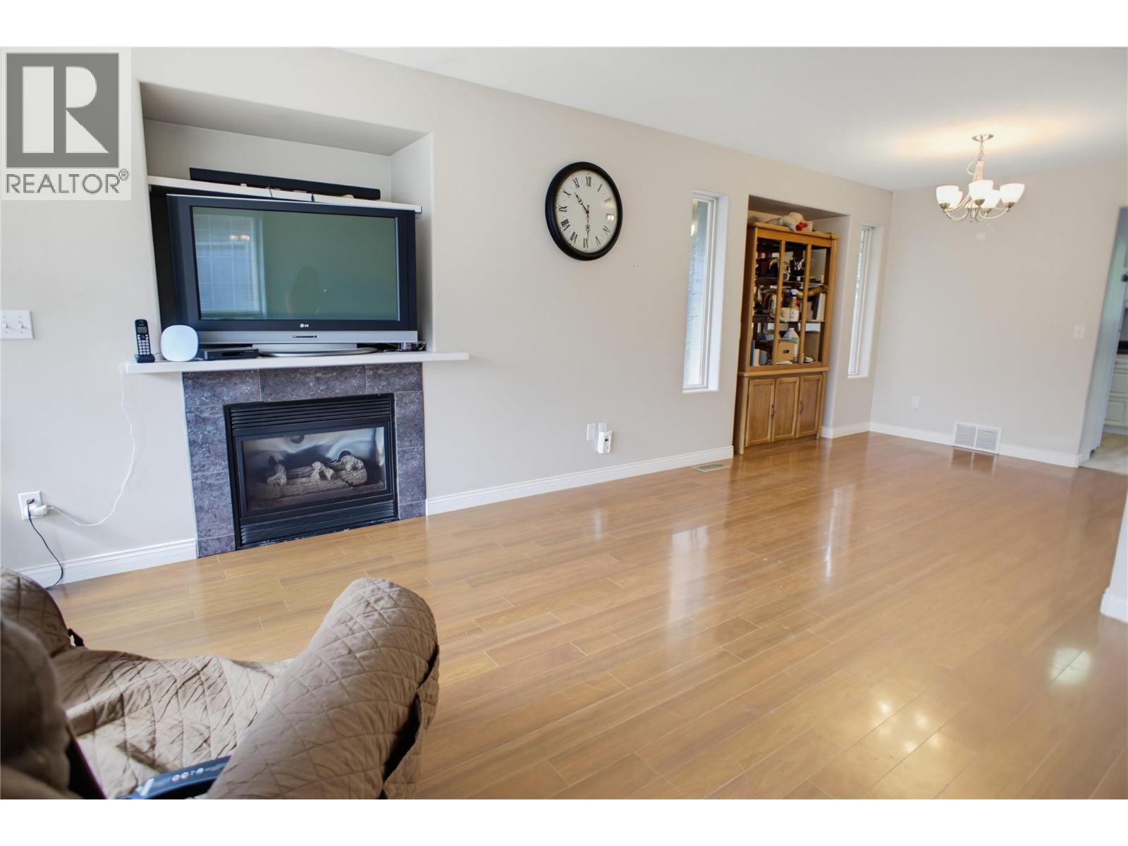 369 Coyote Drive, Kamloops, British Columbia  V2C 6T8 - Photo 6 - 10398294