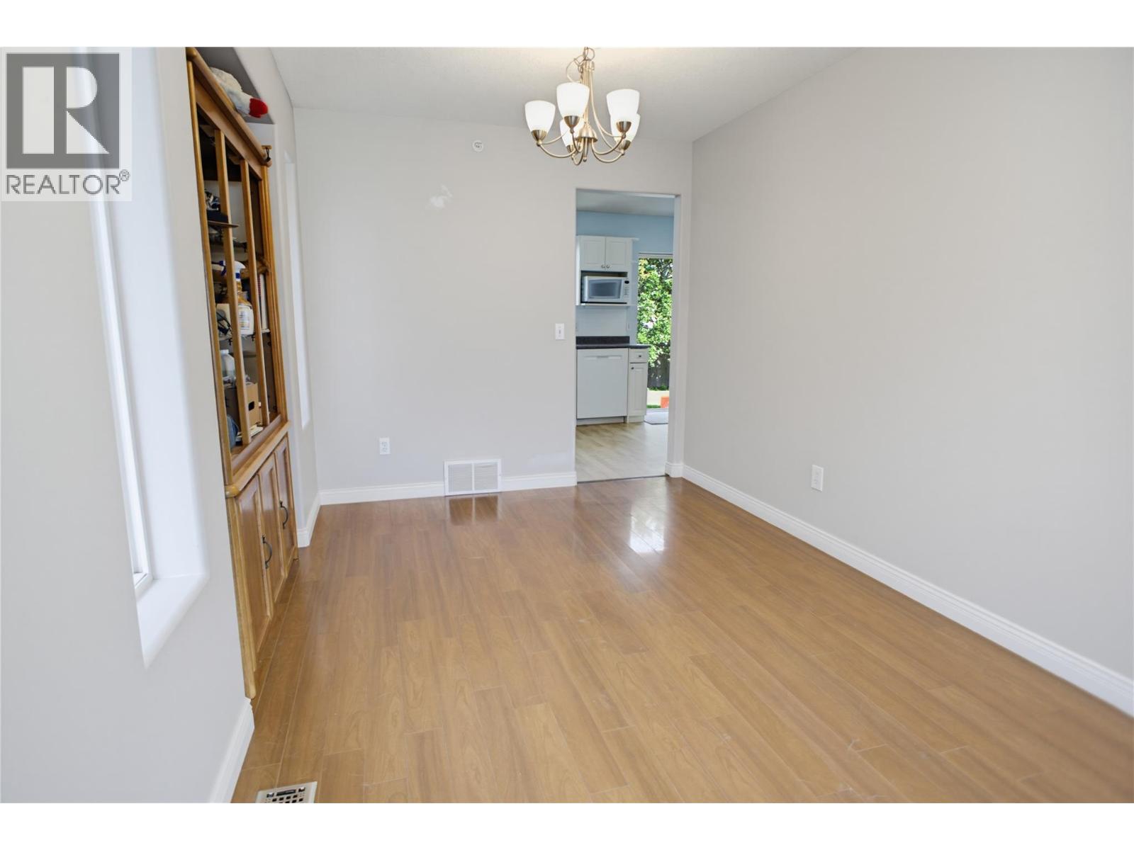369 Coyote Drive, Kamloops, British Columbia  V2C 6T8 - Photo 8 - 10398294