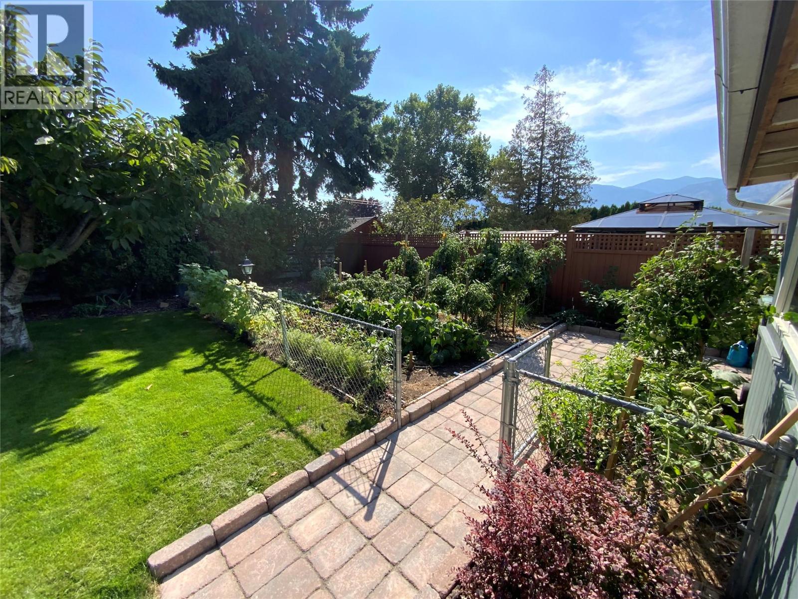 142 Secrest Place, Penticton, British Columbia  V2A 3R3 - Photo 8 - 10399583