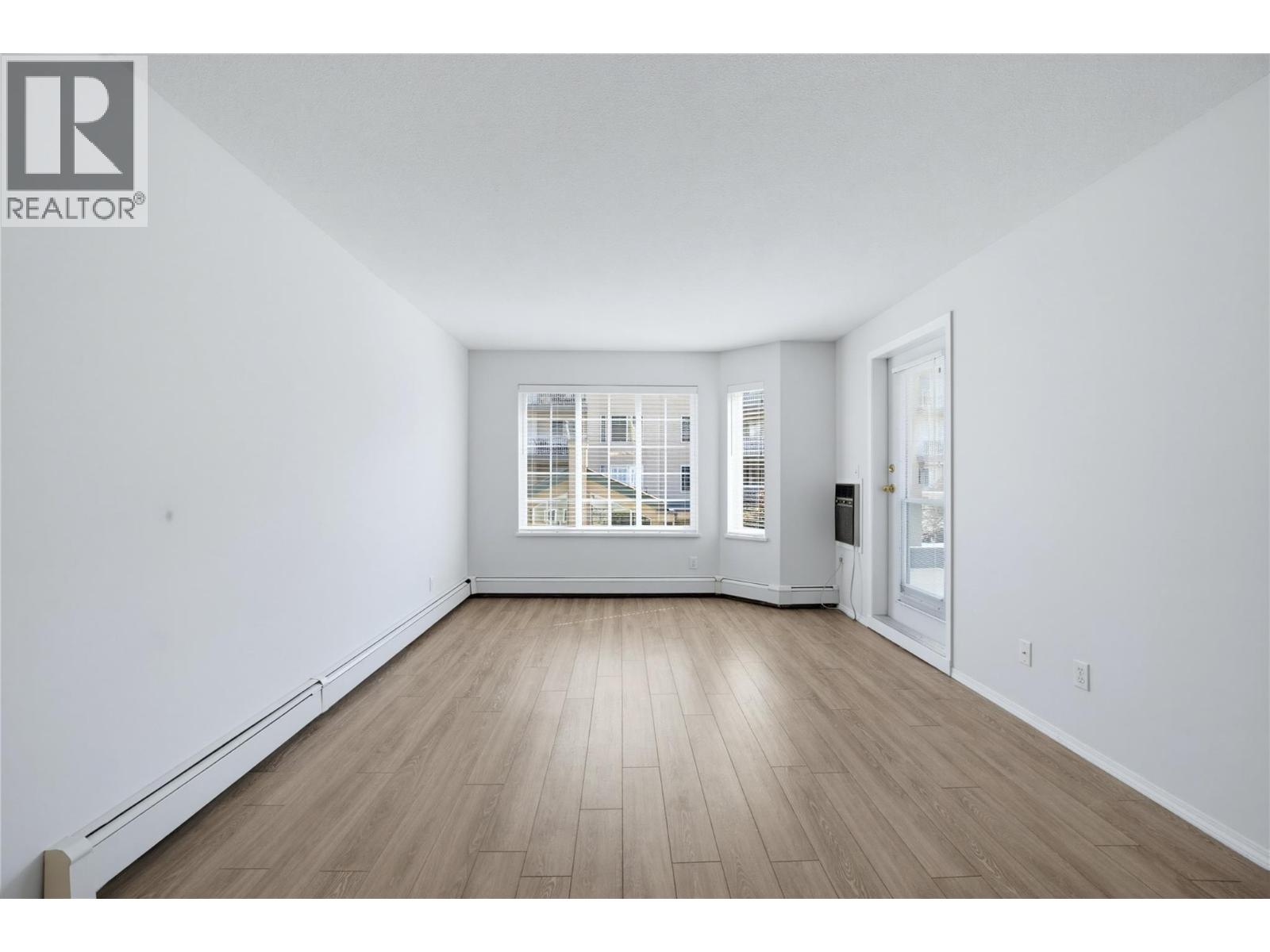 250 5 Street Se Unit# 111, Salmon Arm, British Columbia  V1E 1J8 - Photo 10 - 10399556