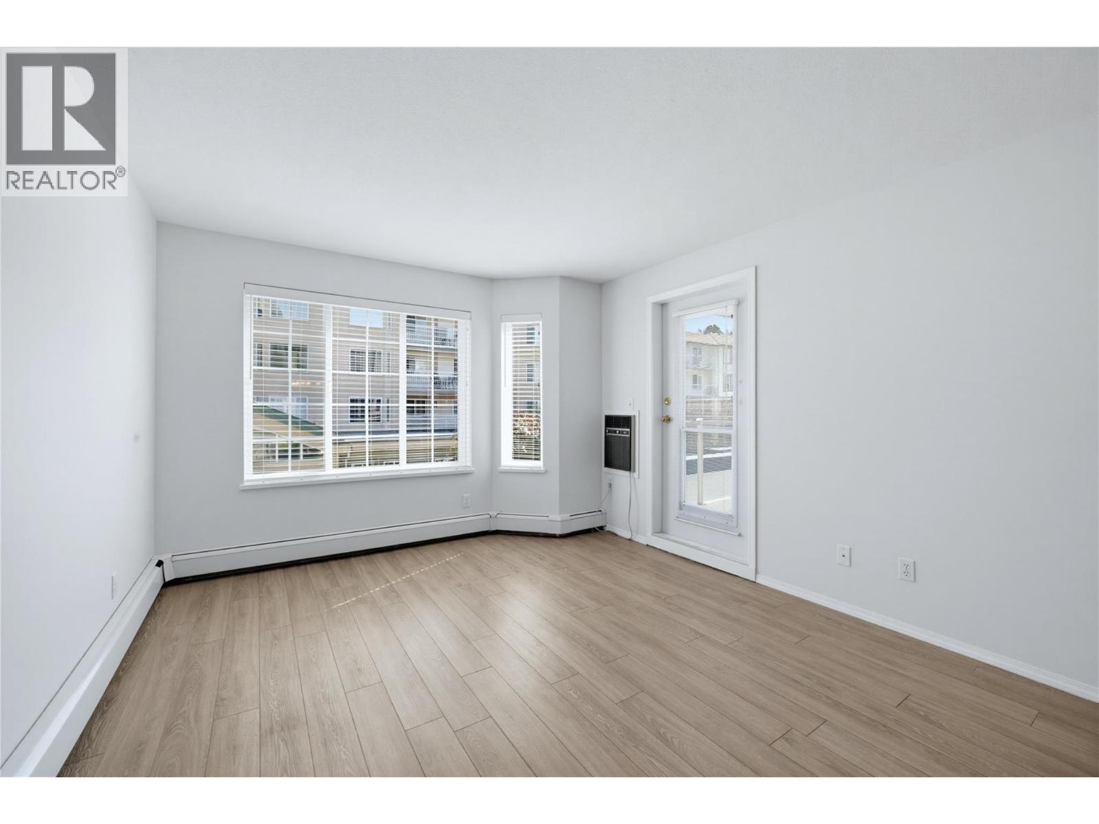 250 5 Street Se Unit# 111, Salmon Arm, British Columbia  V1E 1J8 - Photo 12 - 10399556