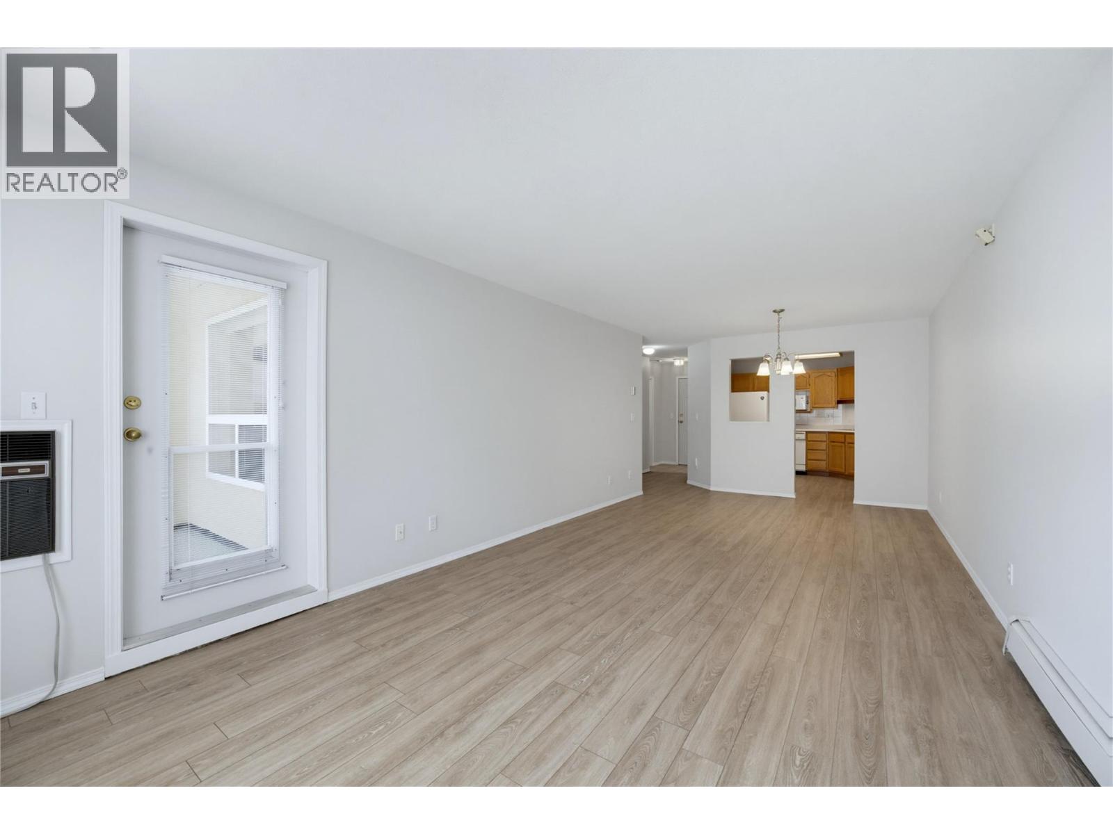 250 5 Street Se Unit# 111, Salmon Arm, British Columbia  V1E 1J8 - Photo 14 - 10399556
