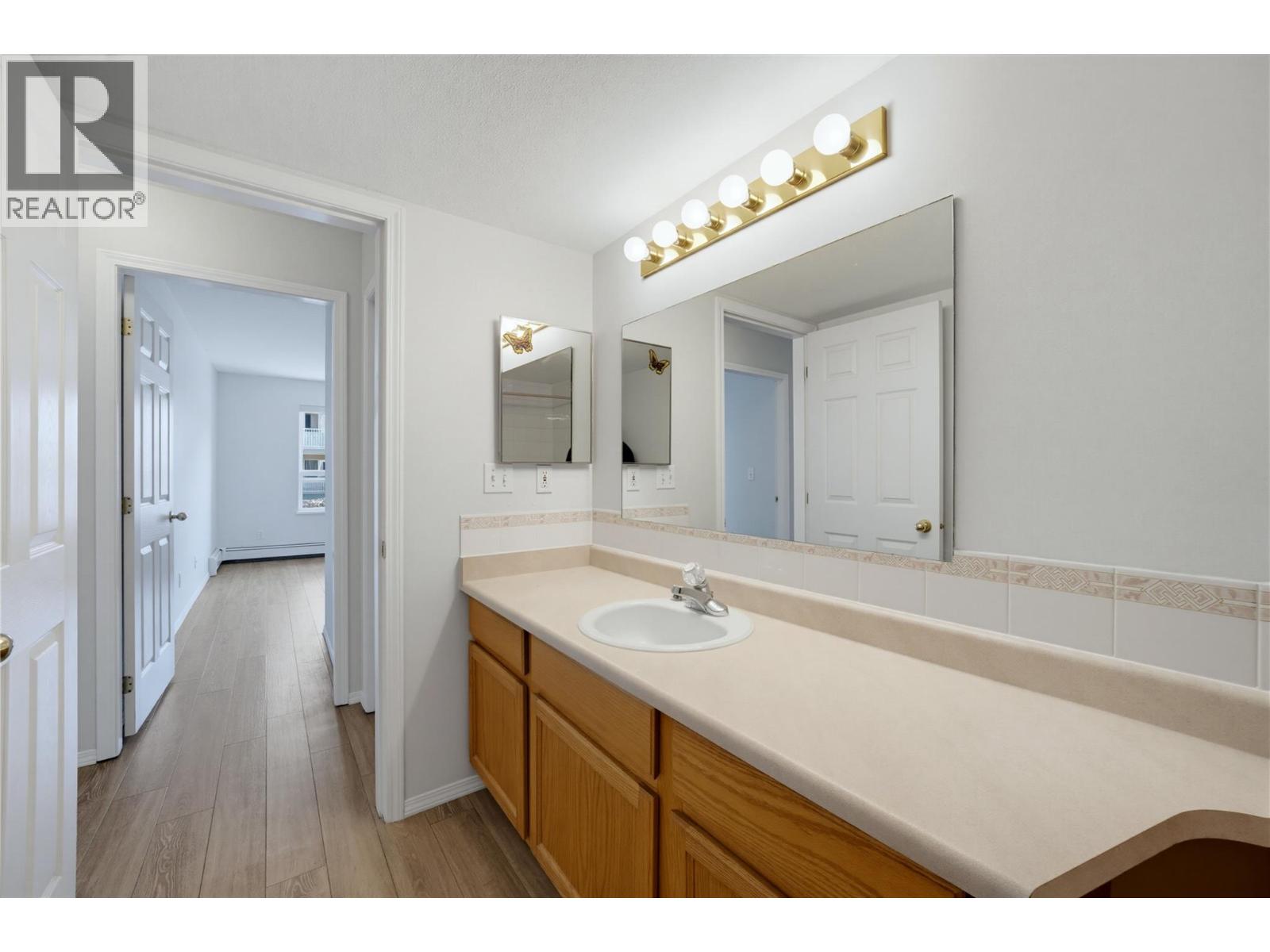 250 5 Street Se Unit# 111, Salmon Arm, British Columbia  V1E 1J8 - Photo 23 - 10399556