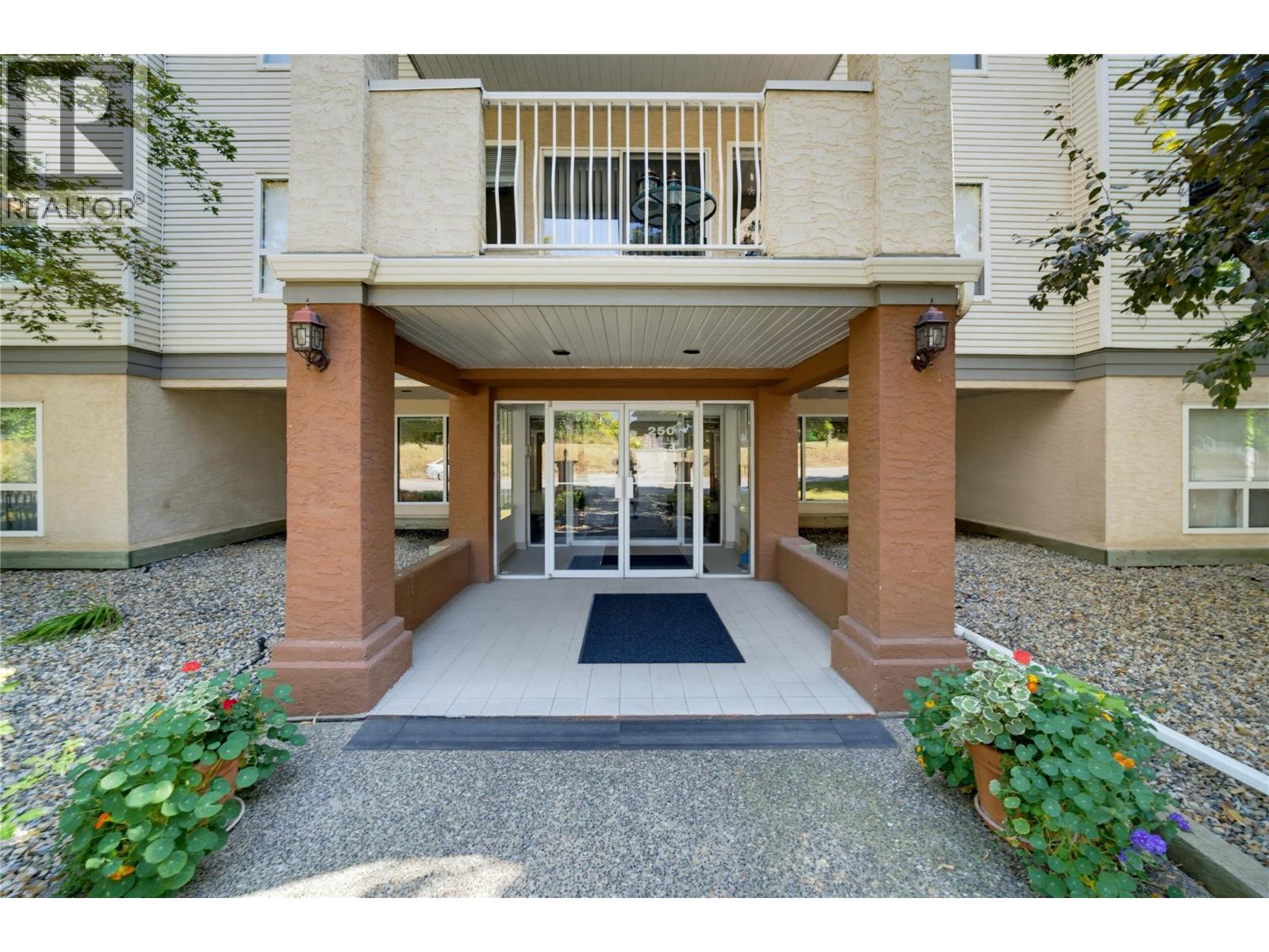 250 5 Street Se Unit# 111, Salmon Arm, British Columbia  V1E 1J8 - Photo 26 - 10399556