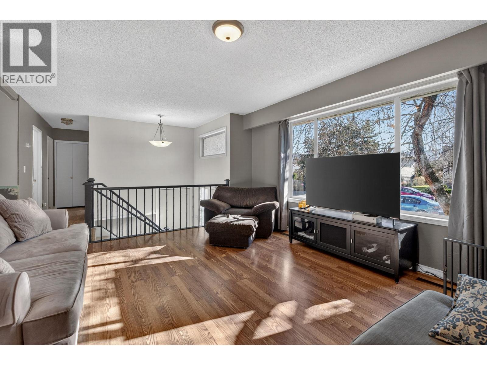 290 Pearson Road, Kelowna, British Columbia  V1X 2L6 - Photo 4 - 10399163