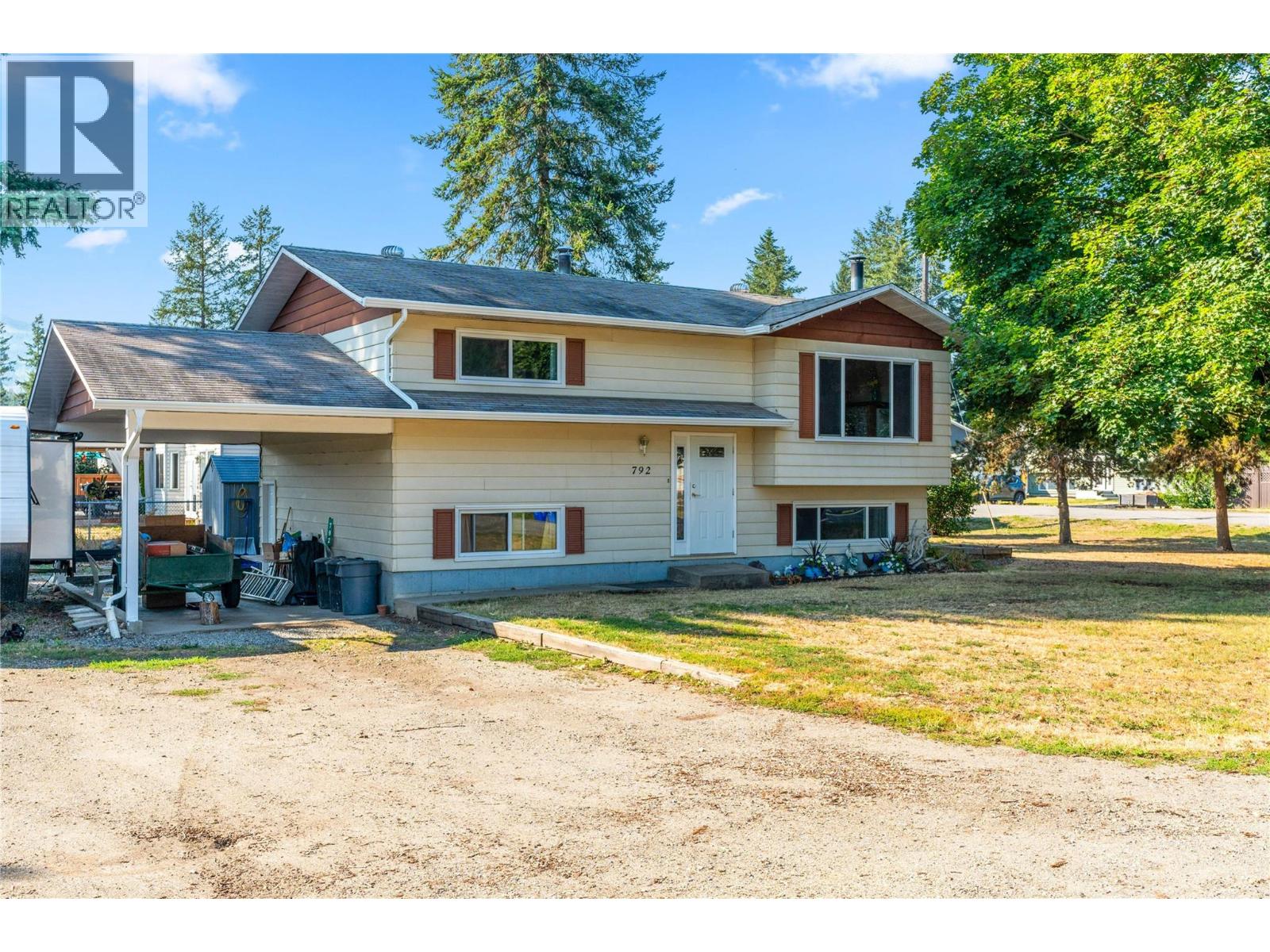 792 Eastwood Road, Lumby, British Columbia  V0E 2G7 - Photo 1 - 10399212