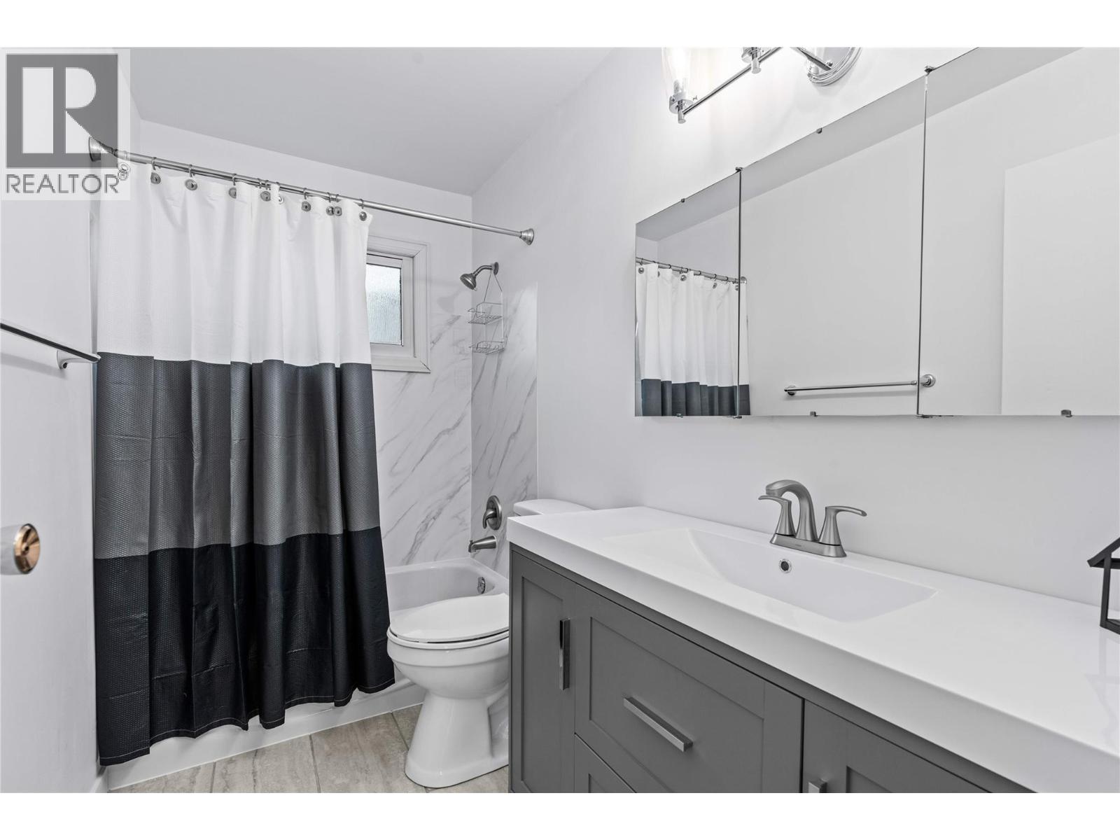 792 Eastwood Road, Lumby, British Columbia  V0E 2G7 - Photo 16 - 10399212