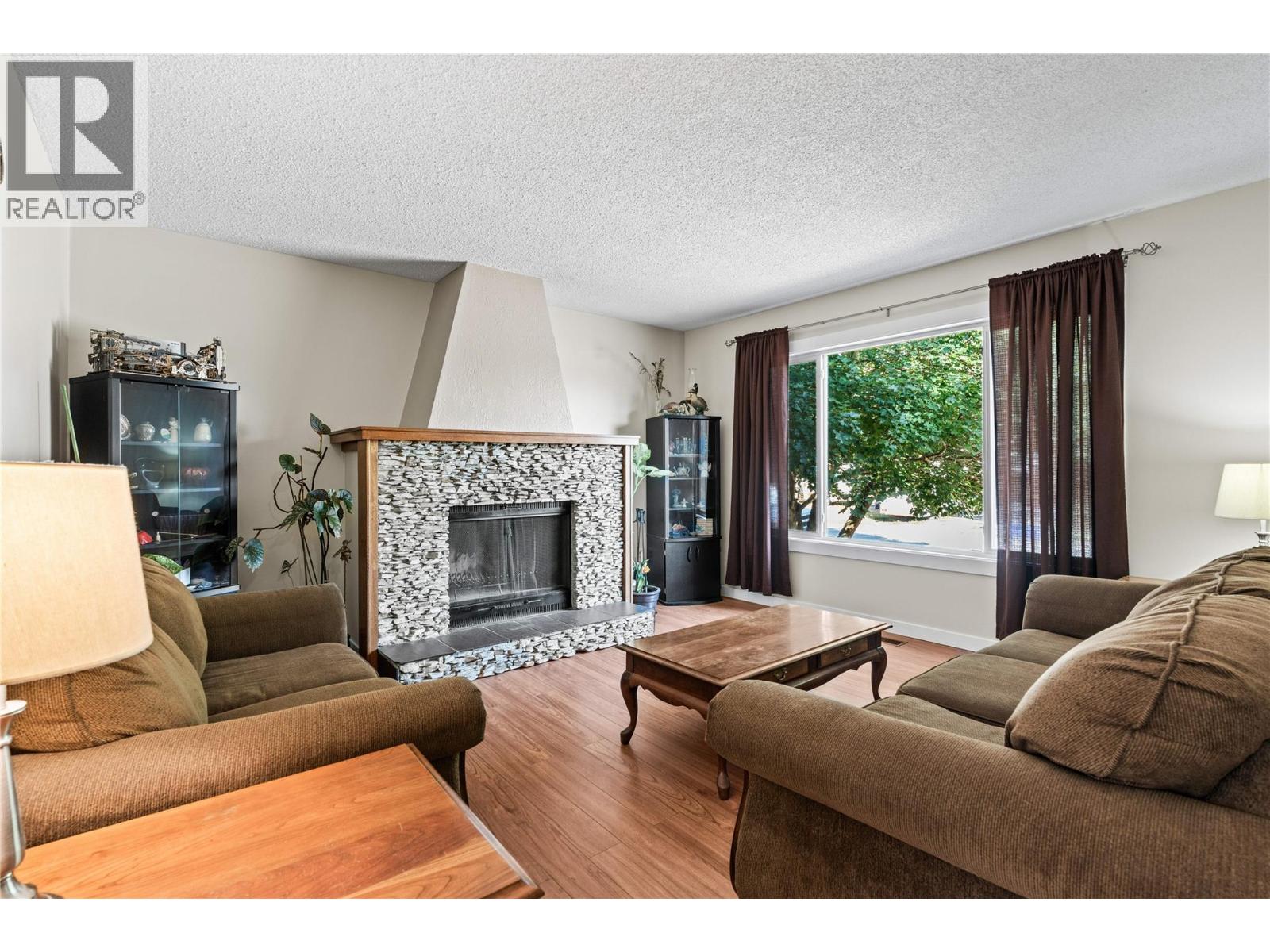 792 Eastwood Road, Lumby, British Columbia  V0E 2G7 - Photo 2 - 10399212
