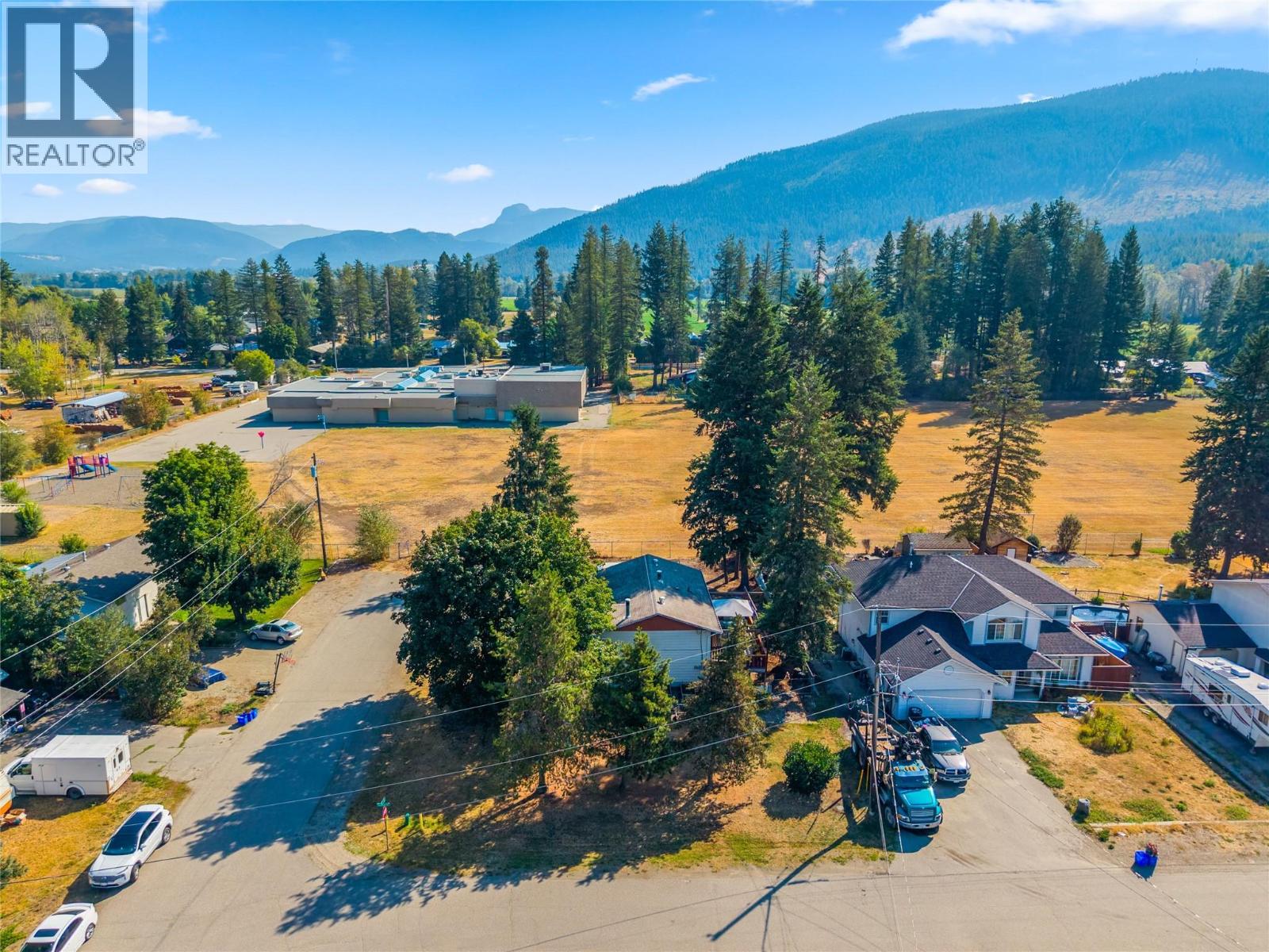 792 Eastwood Road, Lumby, British Columbia  V0E 2G7 - Photo 37 - 10399212