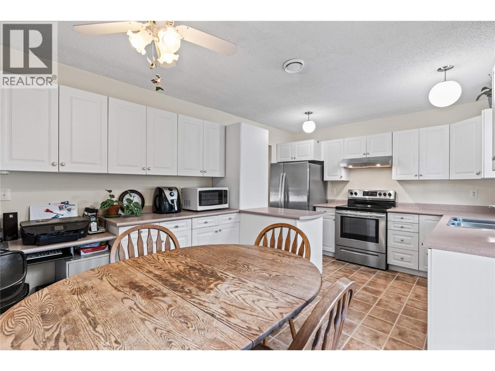 792 Eastwood Road, Lumby, British Columbia  V0E 2G7 - Photo 9 - 10399212