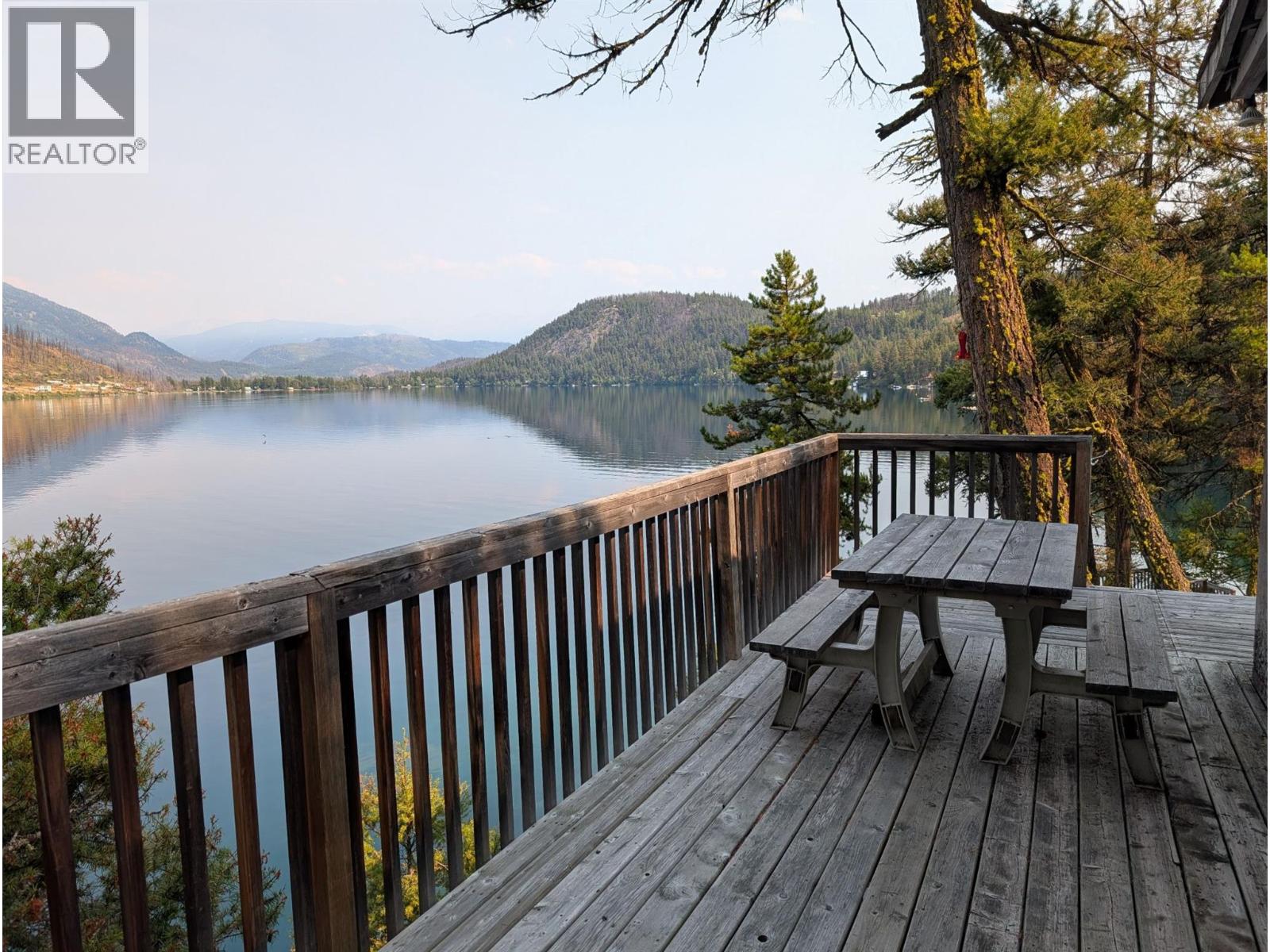 200 Mills Road, Gold Bridge, British Columbia  V0K 1P0 - Photo 3 - 10399580