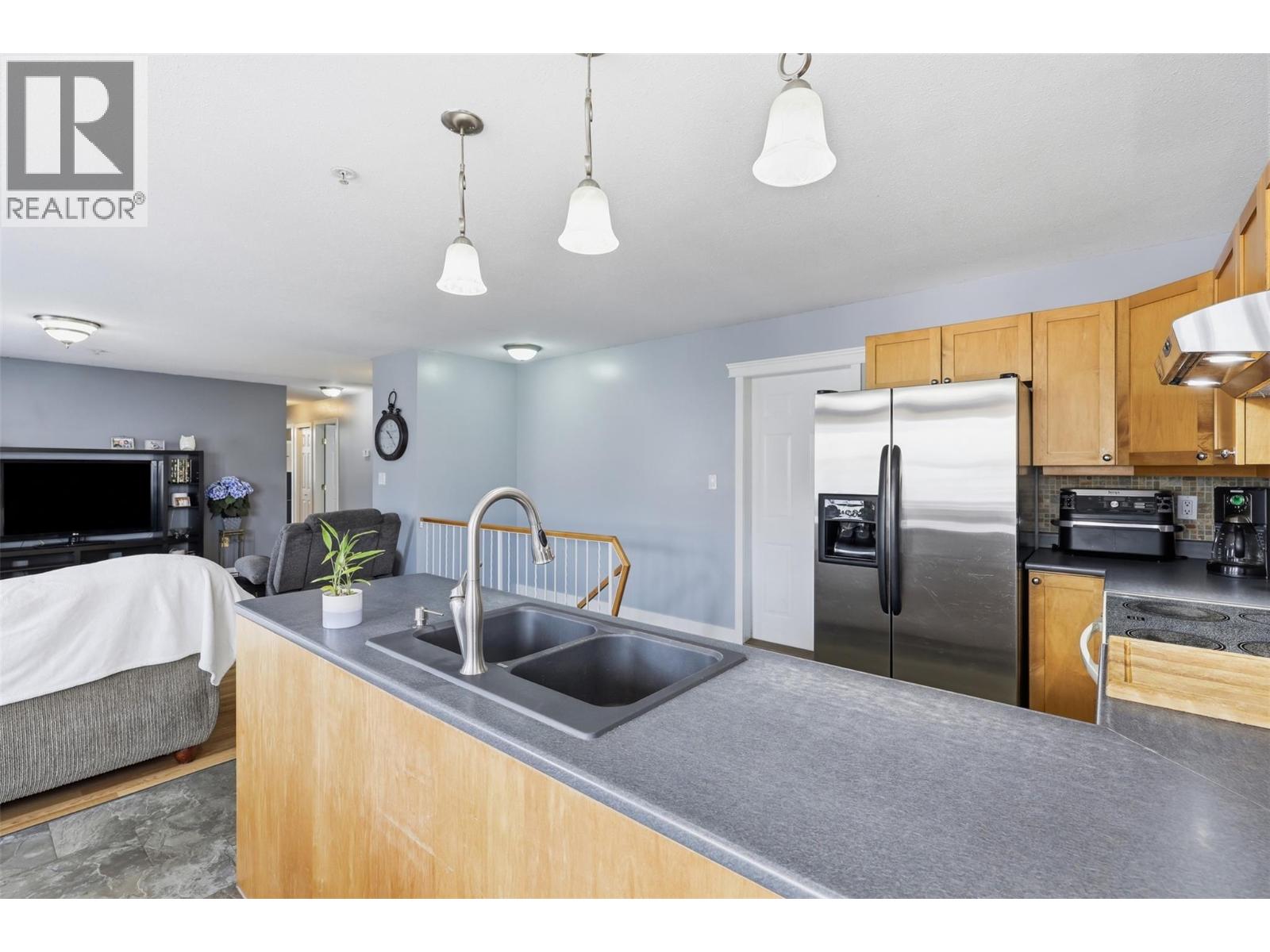 8840 Badger Drive, Kamloops, British Columbia  V2C 6V2 - Photo 12 - 10399531